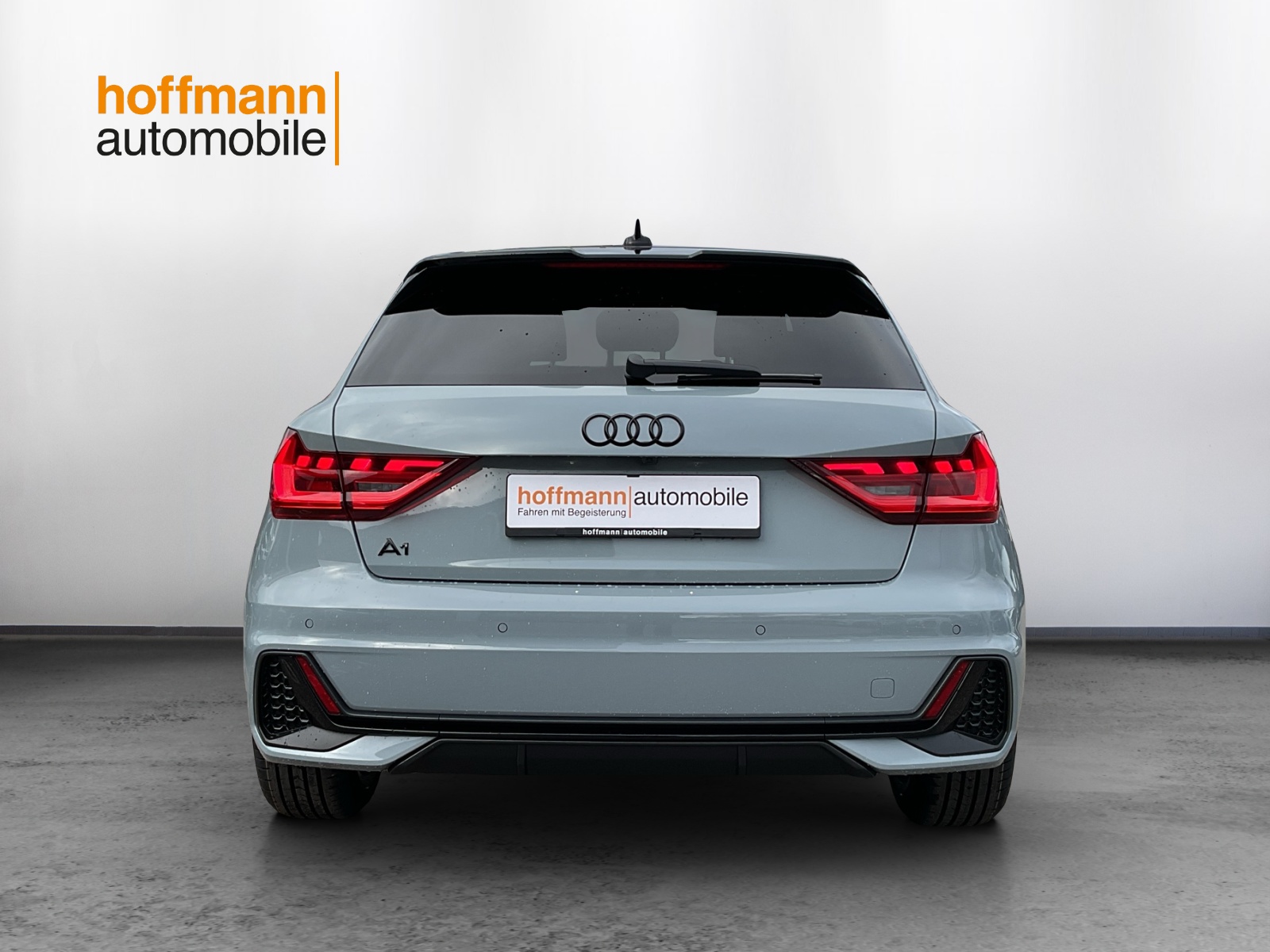 AUDI A1 Sportback 35 TFSI S Line S-tronic-image-4