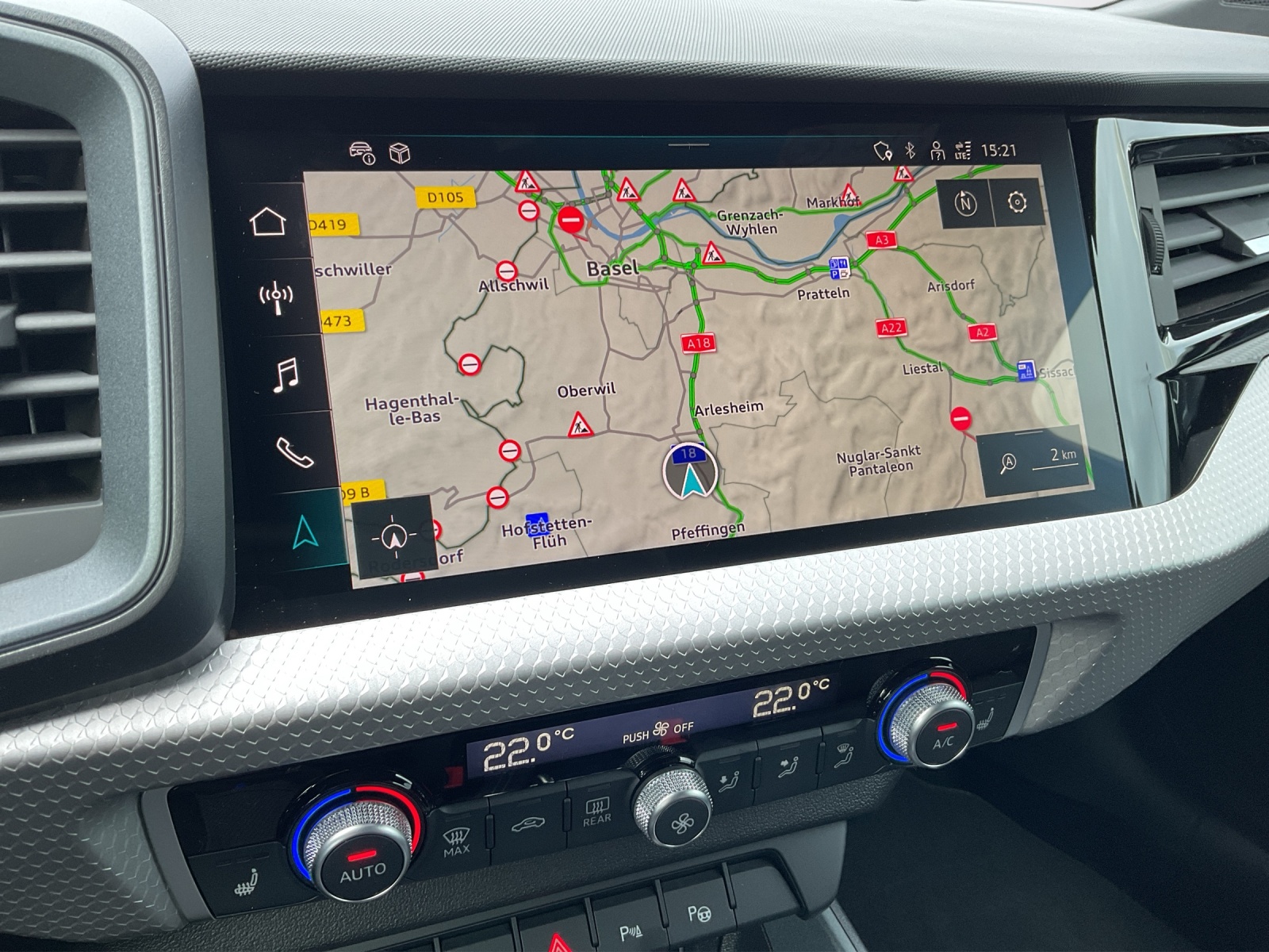 AUDI A1 Sportback 35 TFSI S Line S-tronic-image-8