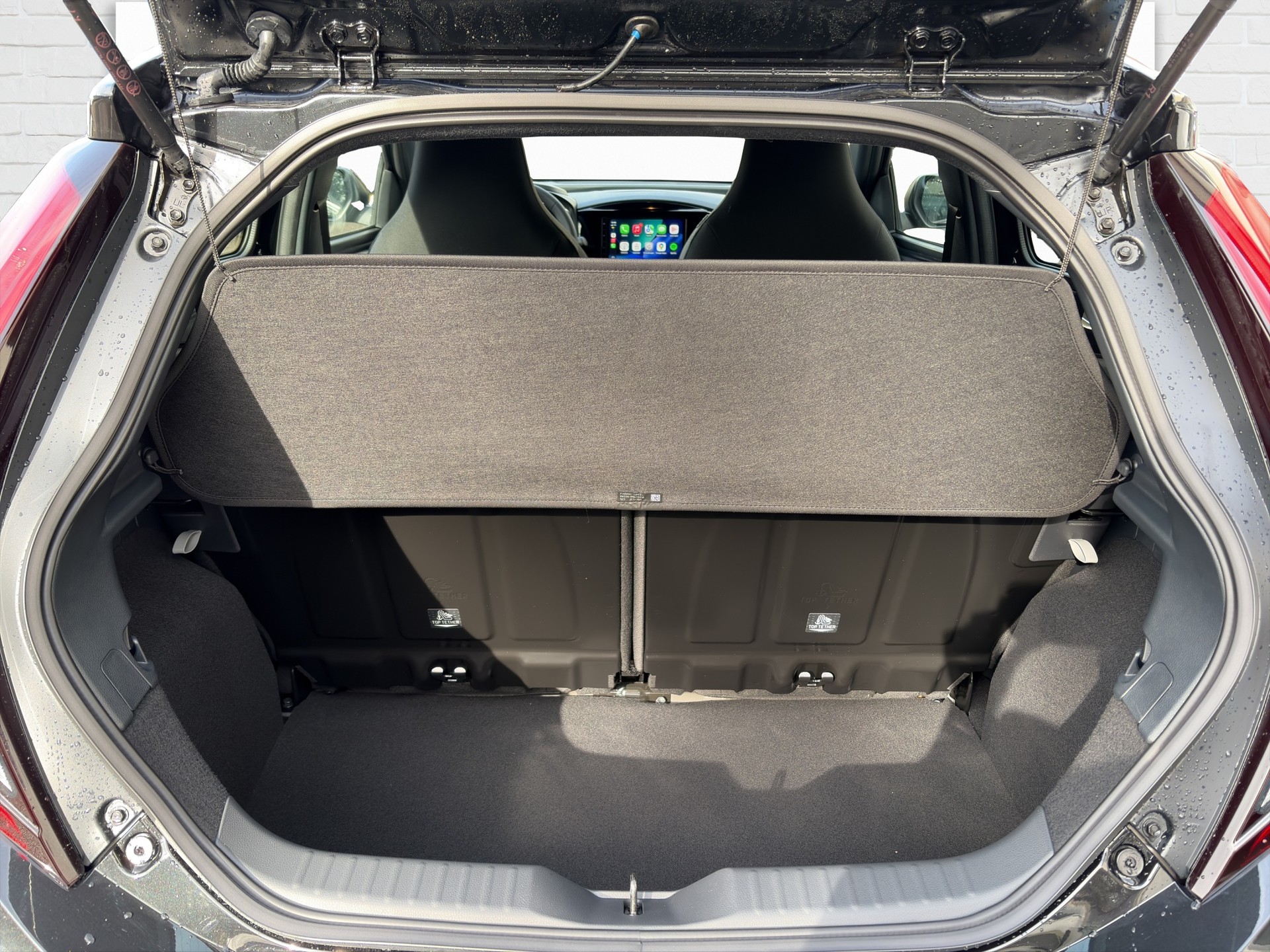 TOYOTA Aygo X 1.5 Comfort e-CVT-image-8