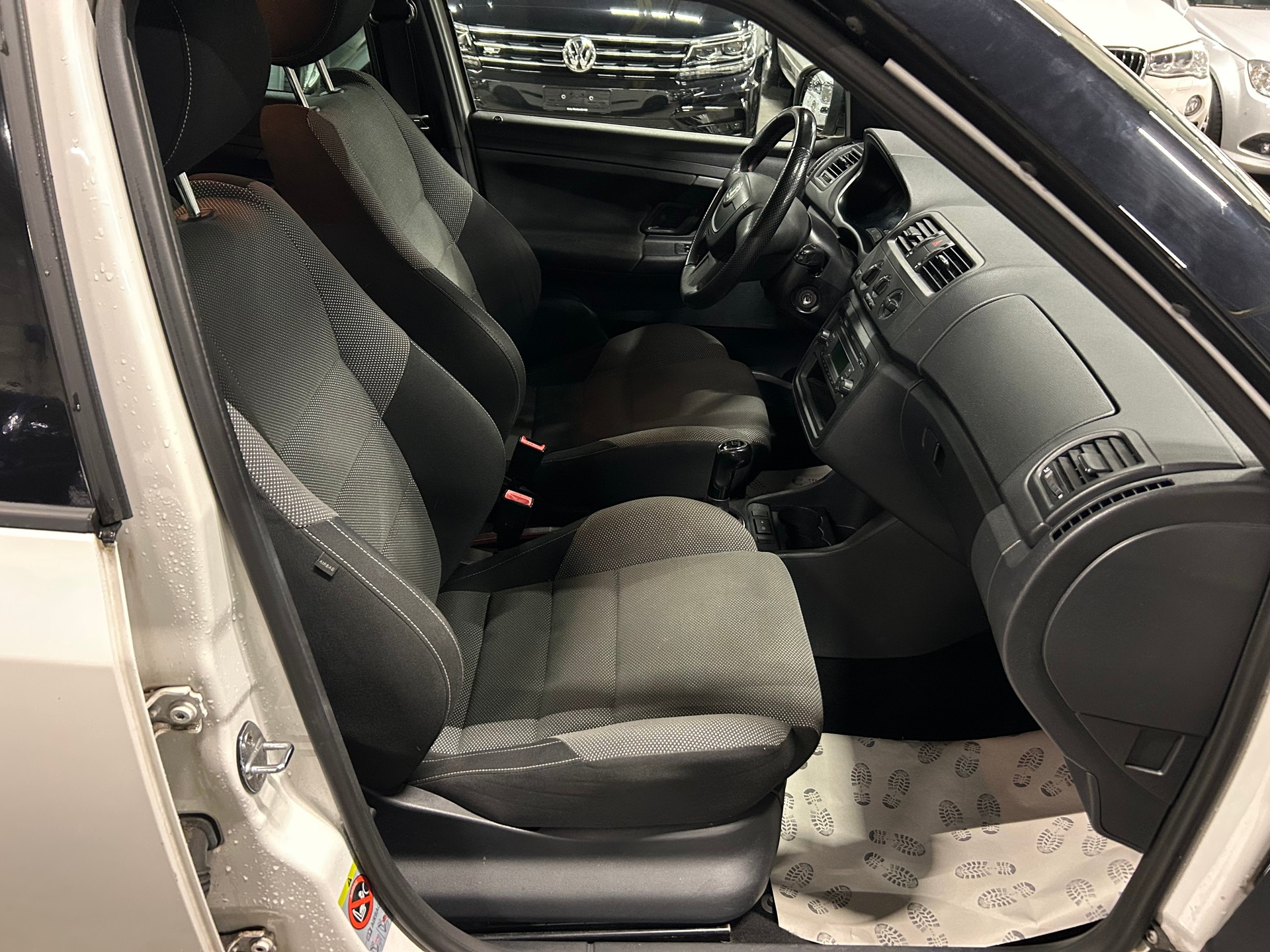 SKODA Fabia 1.2 TSI Monte Carlo-image-10