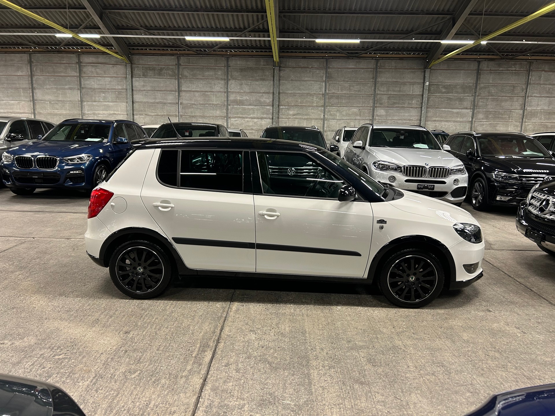 SKODA Fabia 1.2 TSI Monte Carlo-image-2
