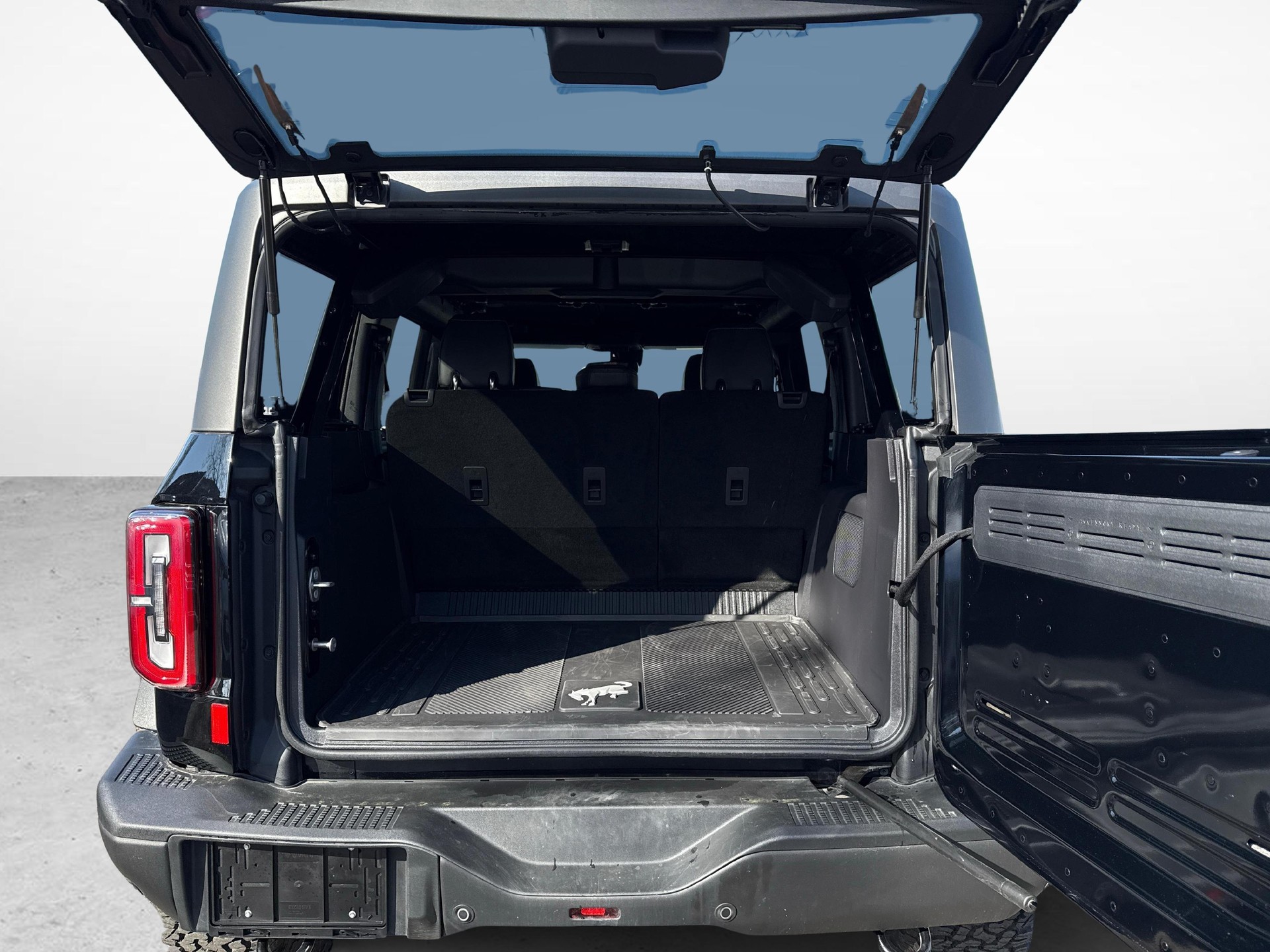 FORD Bronco 2.7 V6 Badlands-image-17