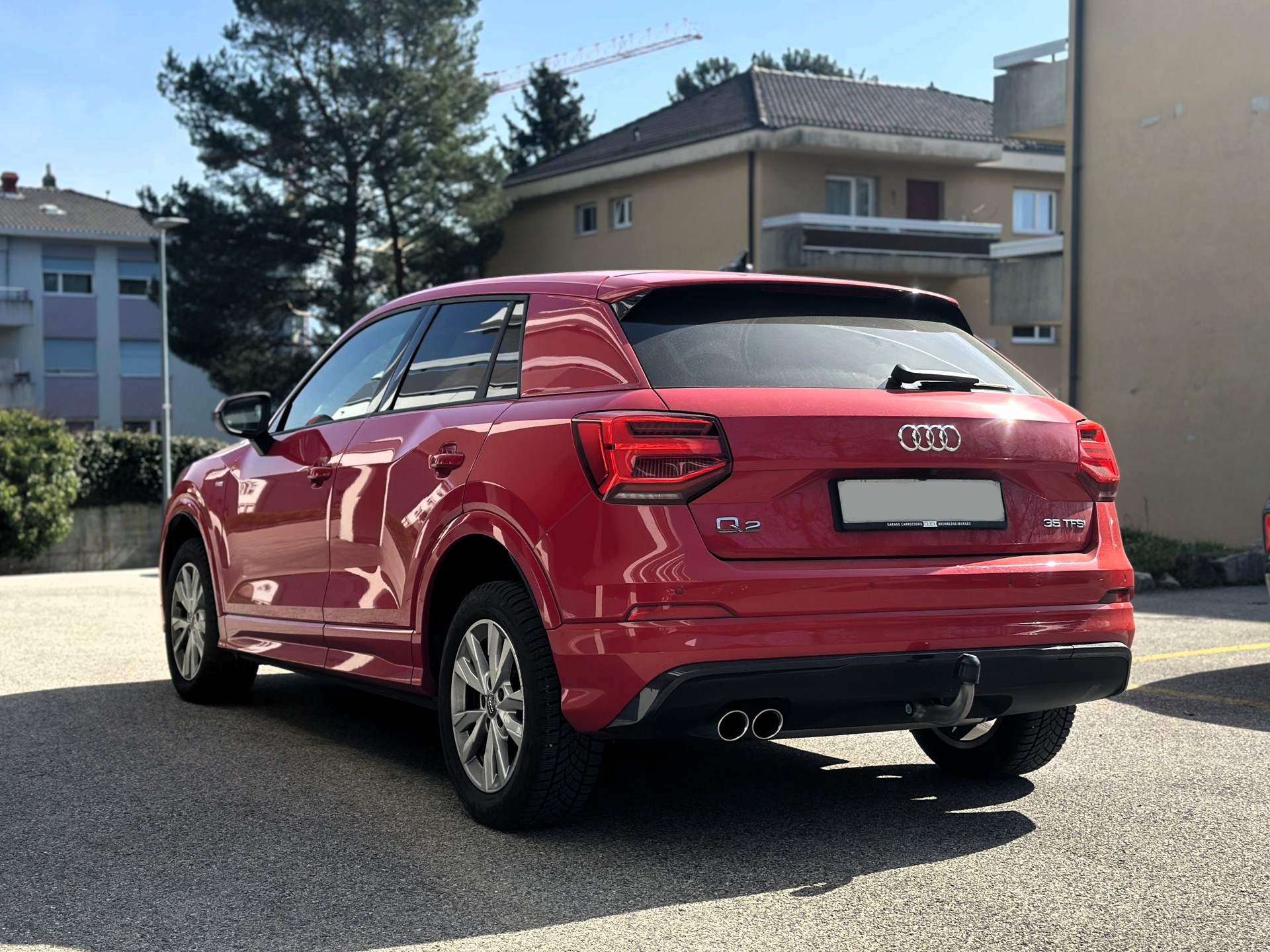 AUDI Q2 35 TFSI Sport * Crochet d'attelage * Caméra *-image-5