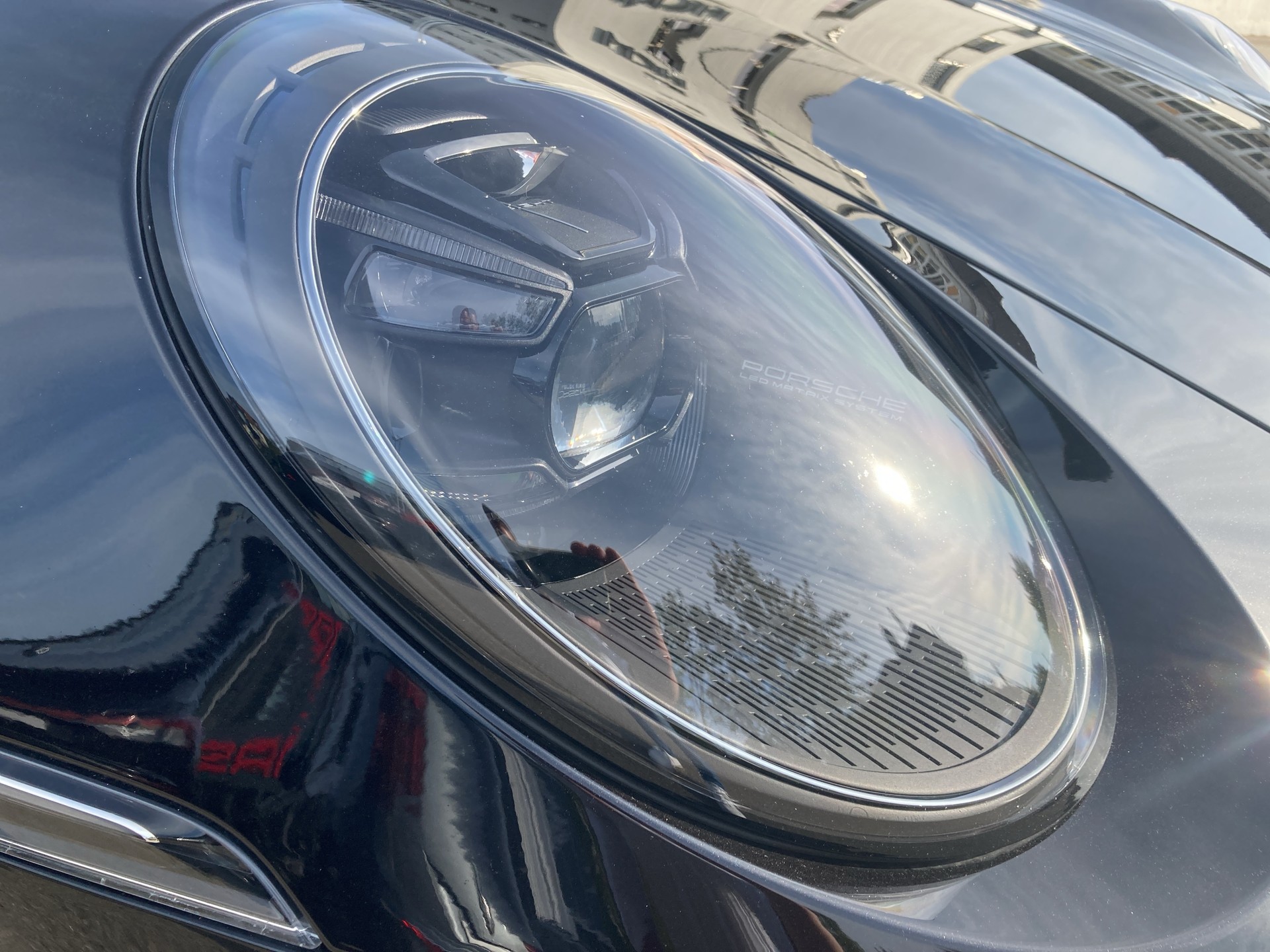 PORSCHE 911 Cabriolet-image-25