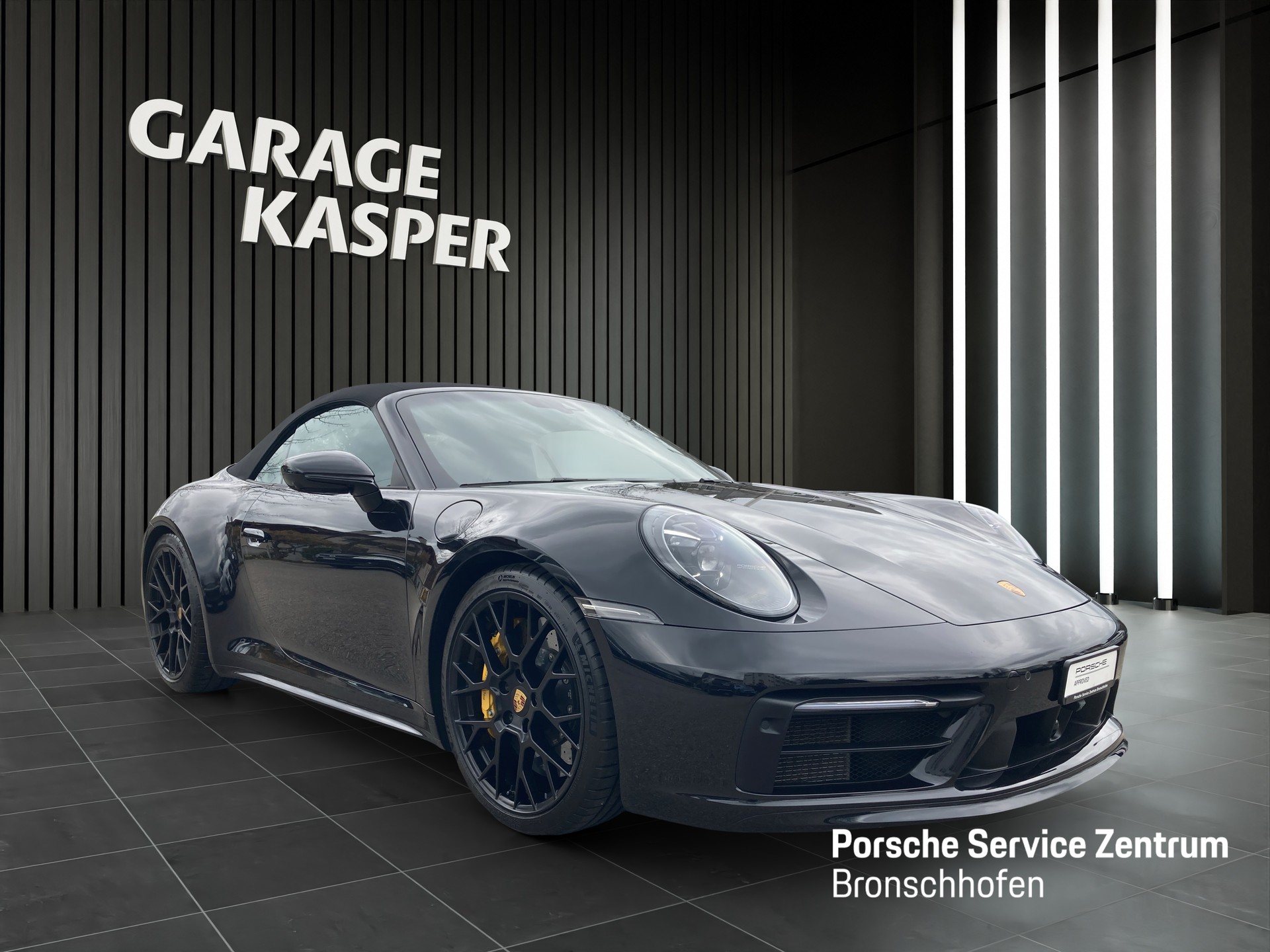 PORSCHE 911 Cabriolet-image-6