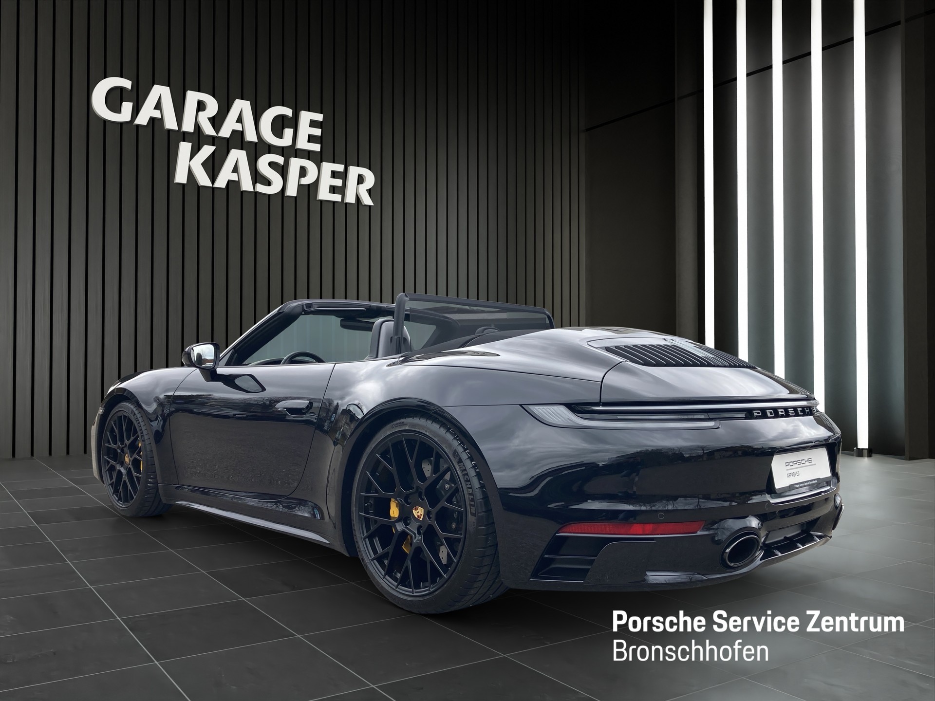 PORSCHE 911 Cabriolet-image-2