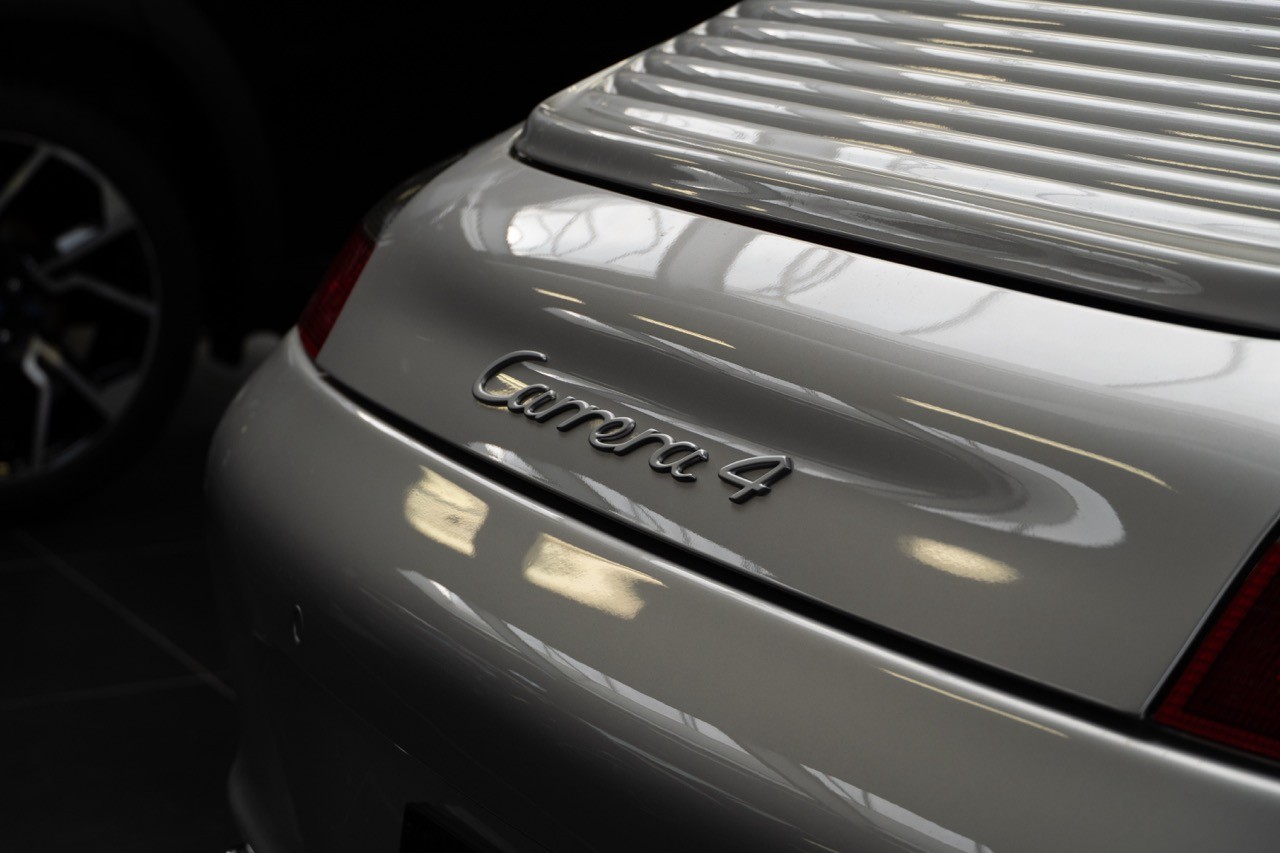 PORSCHE Carrera 4 Cab.-image-13