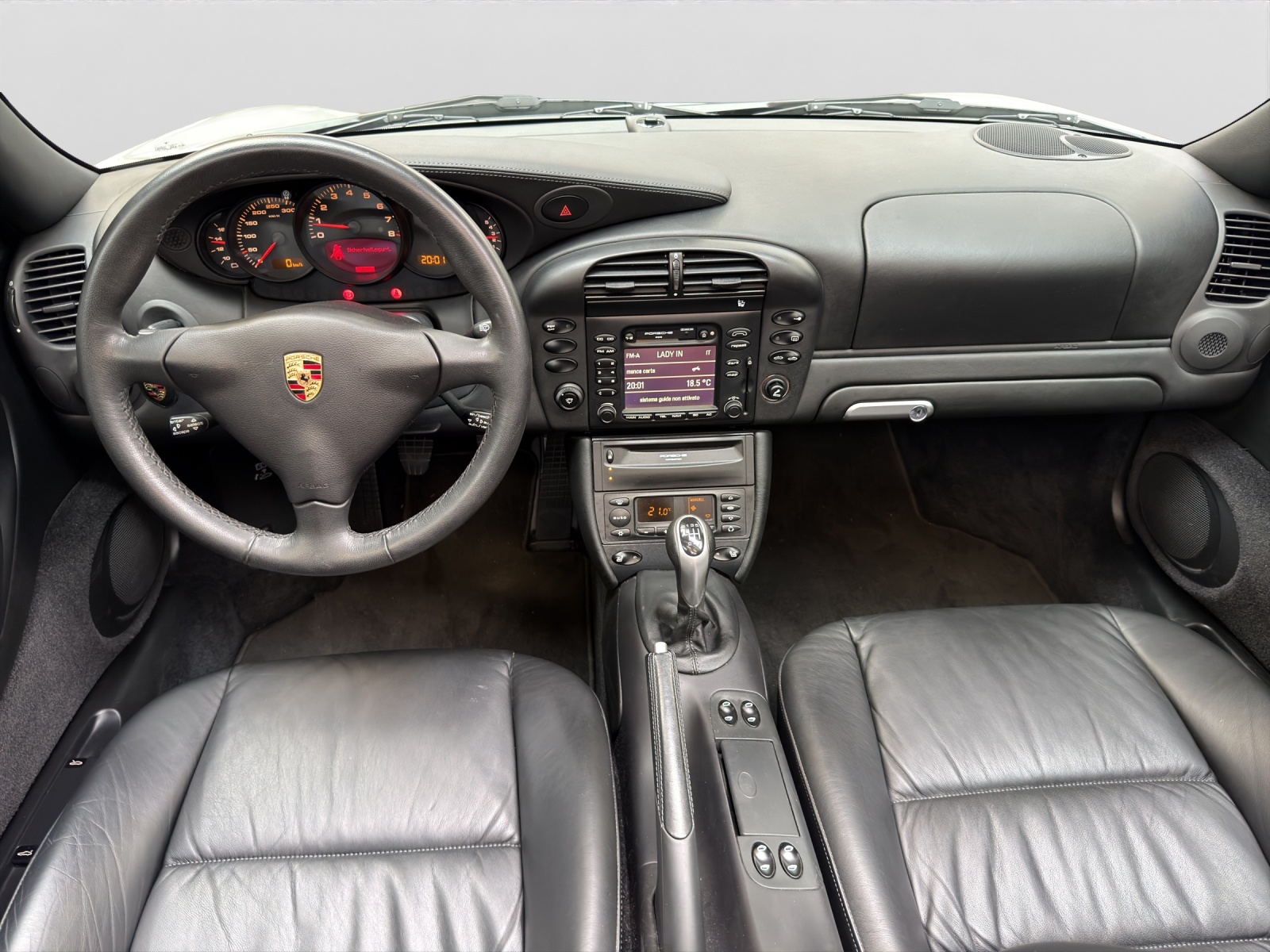 PORSCHE Carrera 4 Cab.-image-12