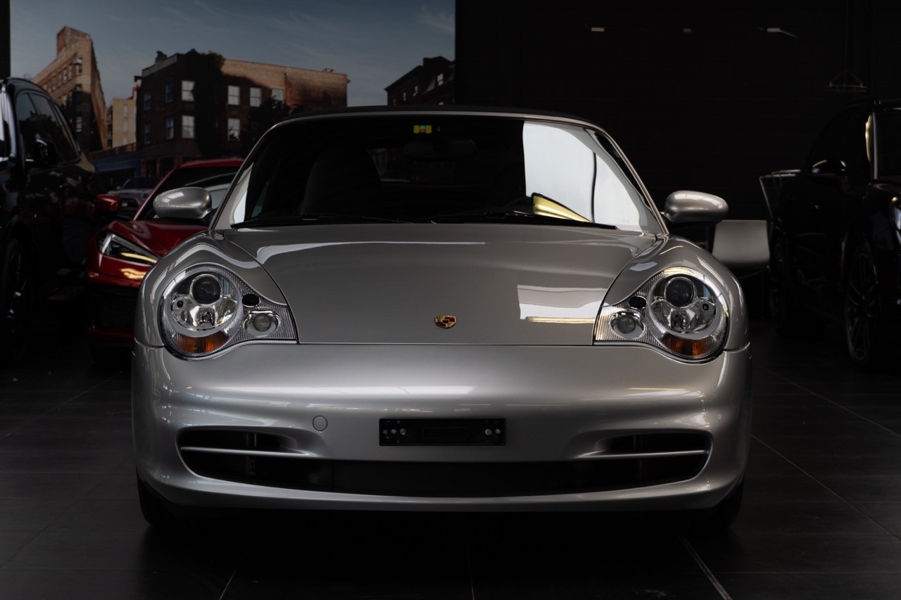 PORSCHE Carrera 4 Cab.-image-1