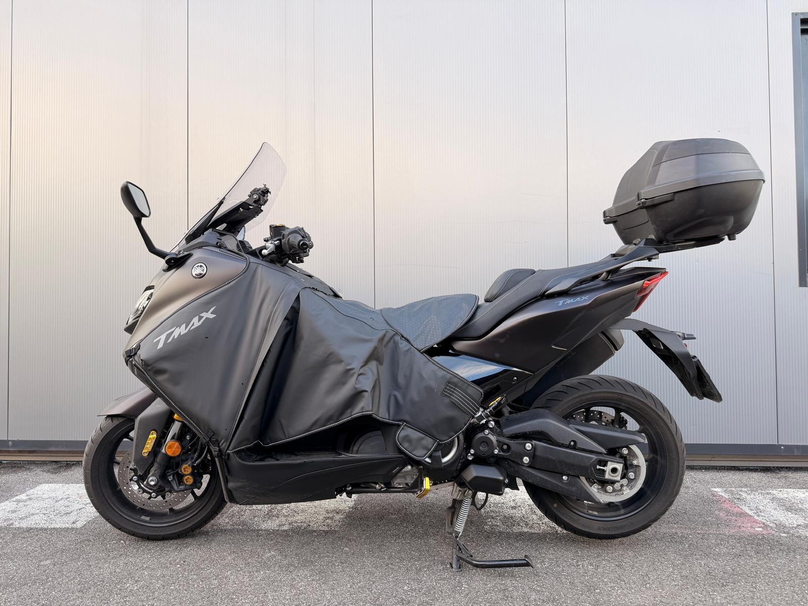 YAMAHA T-MAX XP 560-image-5