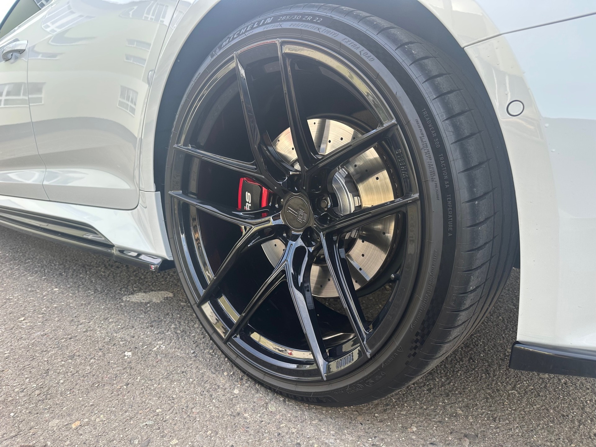 AUDI RS6 Avant 4.0 TFSI V8 quattro-image-8