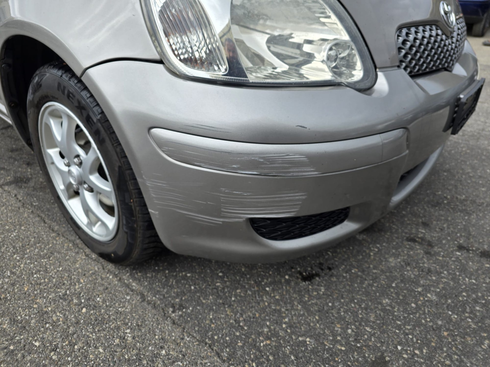 TOYOTA Yaris 1.3 Linea Sol-image-8