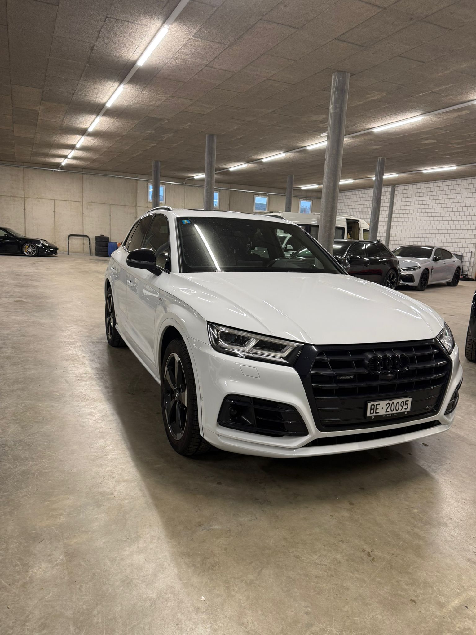 AUDI Q5 45 TFSI design quattro S-tronic-image-6
