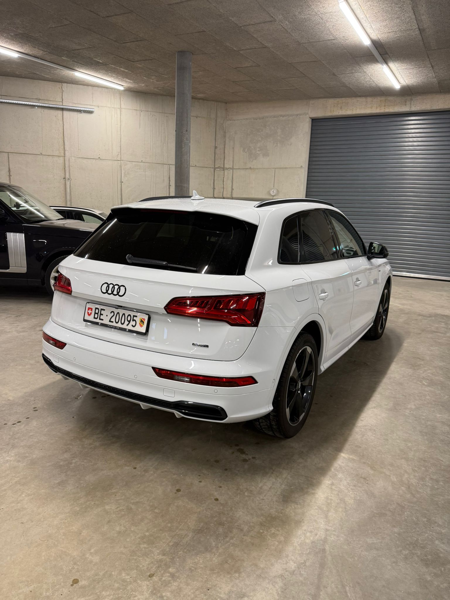 AUDI Q5 45 TFSI design quattro S-tronic-image-4