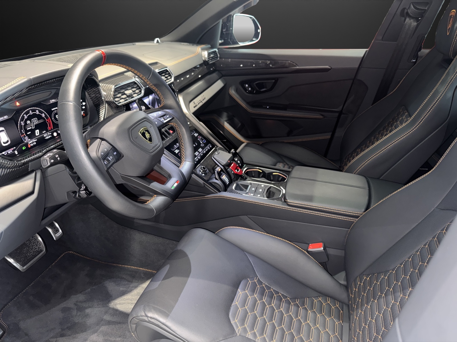 LAMBORGHINI Urus S-image-7