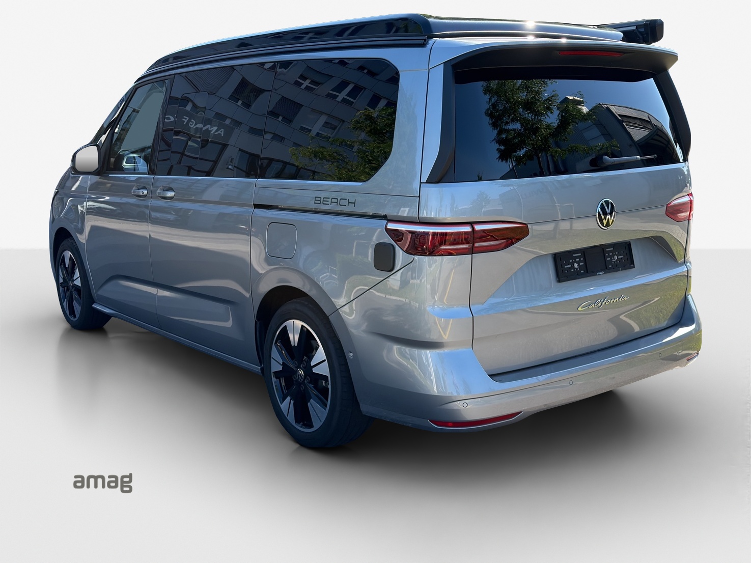 VW California 2.0 TDI Beach Tour-showroom-element-2