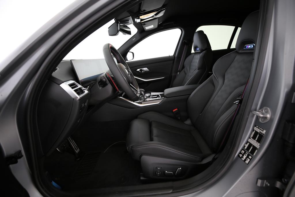 BMW M3 Competition xDrive-image-2