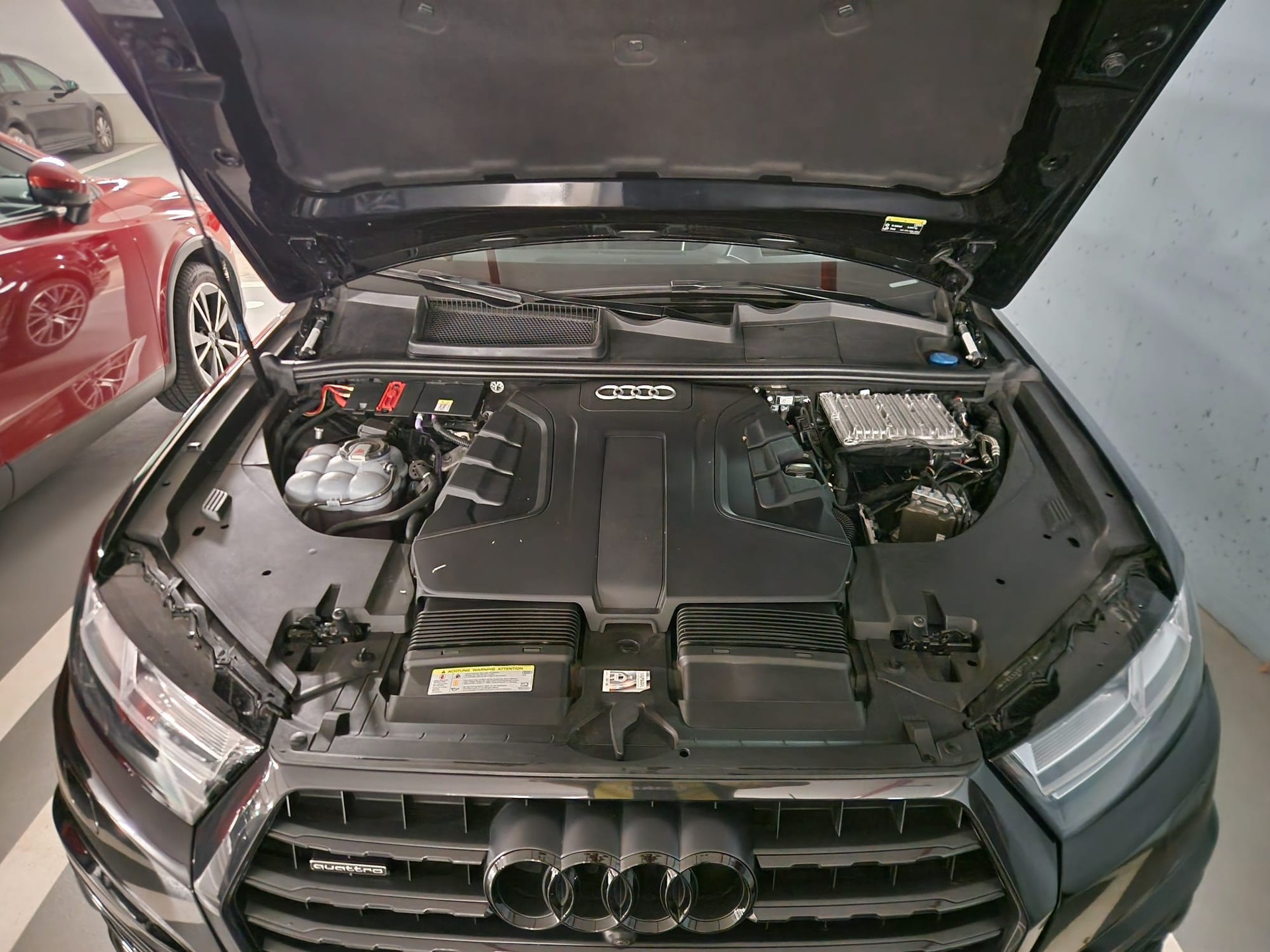 AUDI Q7 50 TDI quattro tiptronic-image-10