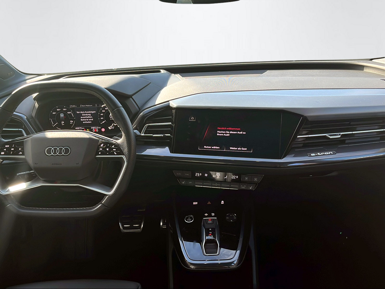 AUDI Q4 e-tron 50 quattro-image-9