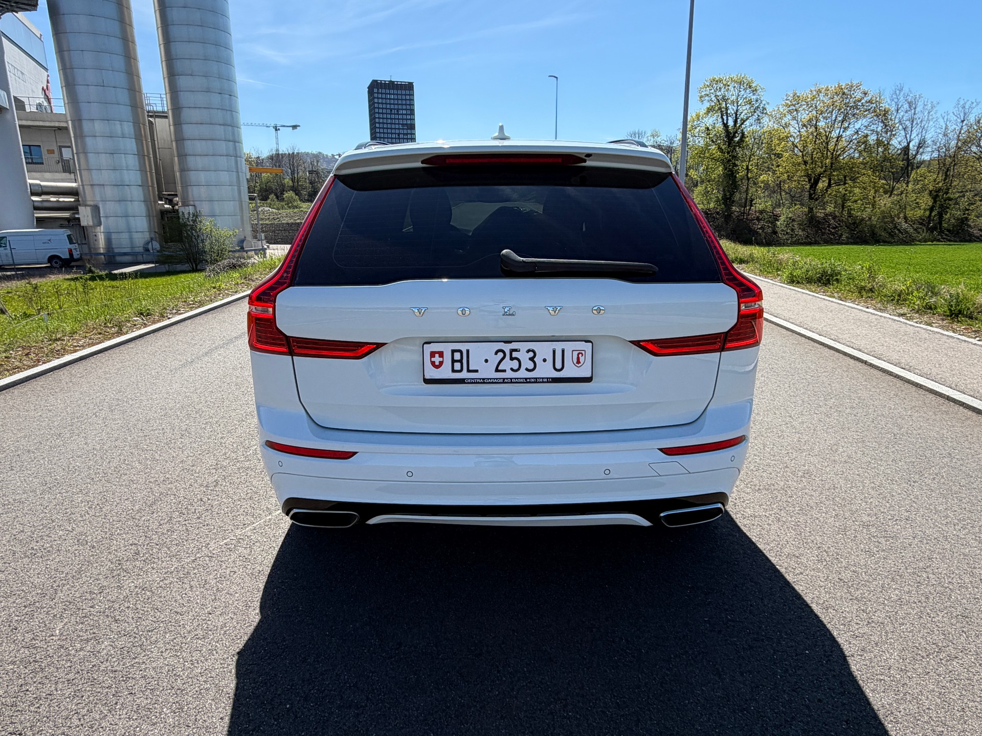 VOLVO XC60 T8 eAWD R-Design Geartronic-image-7