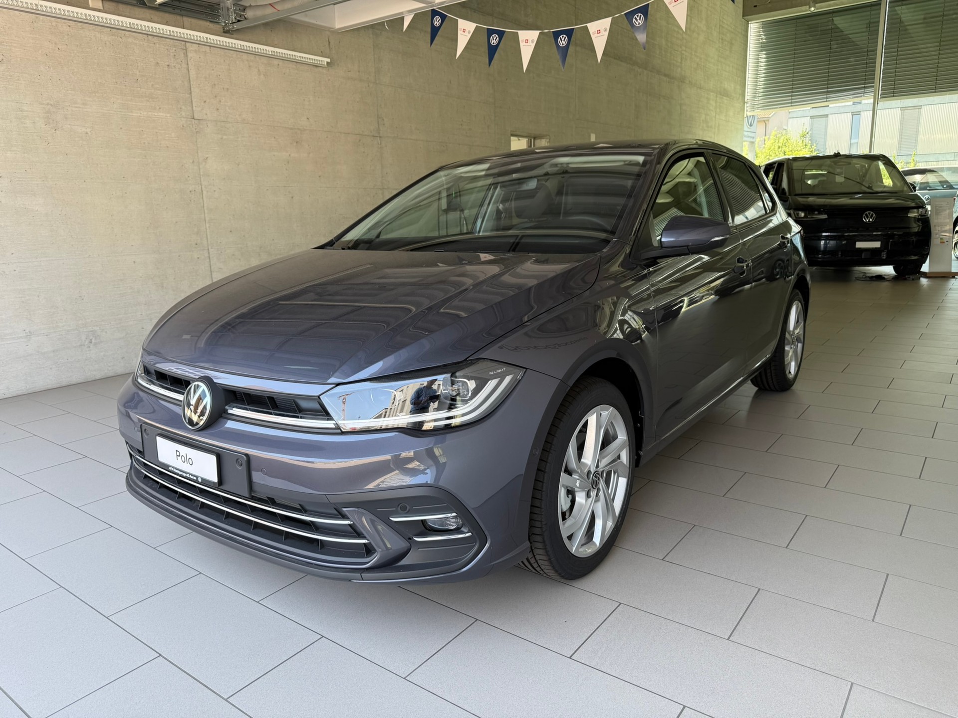 VW Polo 1.0 TSI Style DSG-image-2