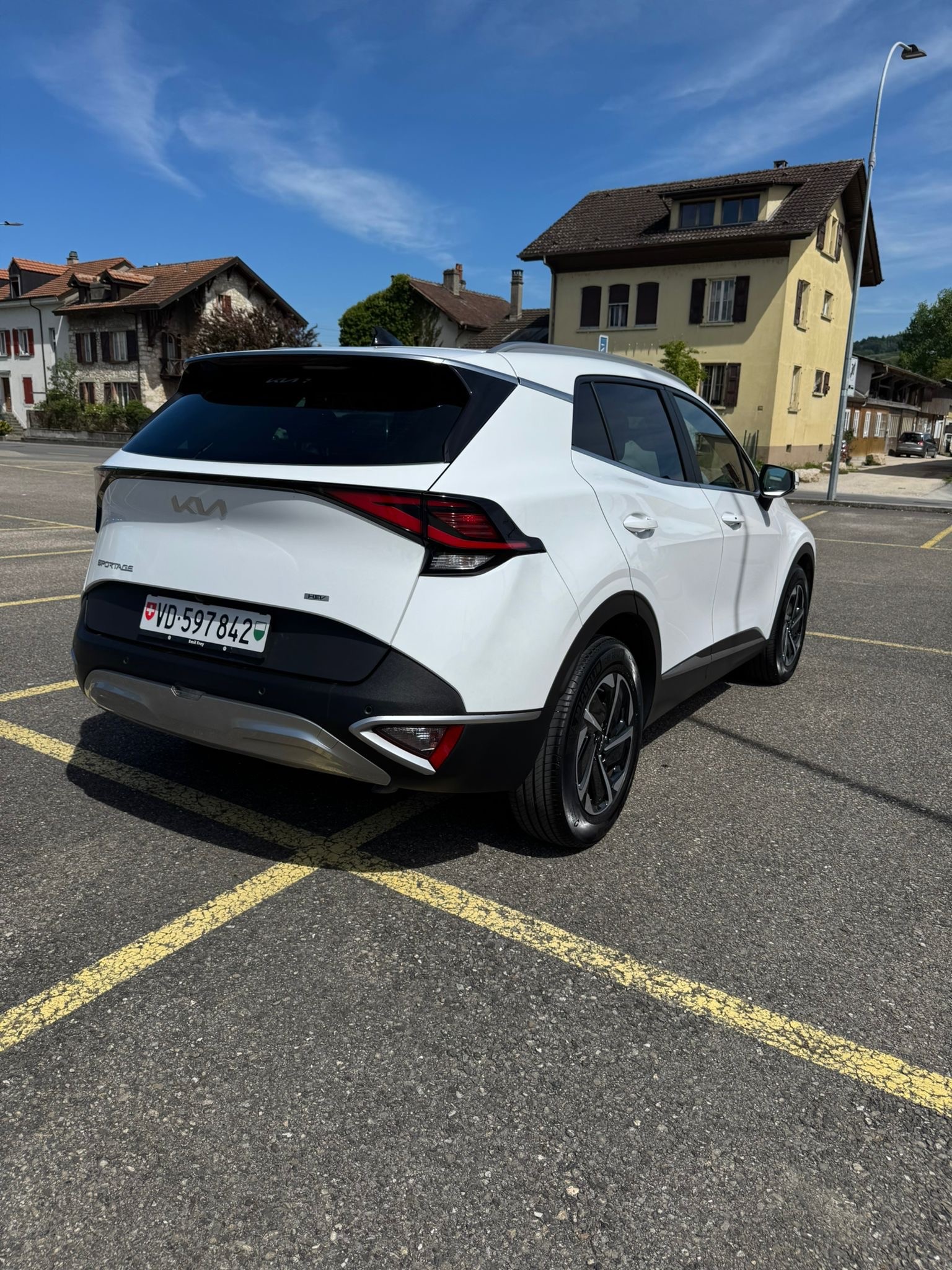 KIA 1.6 T-GDi Hybrid Power Edition-image-2