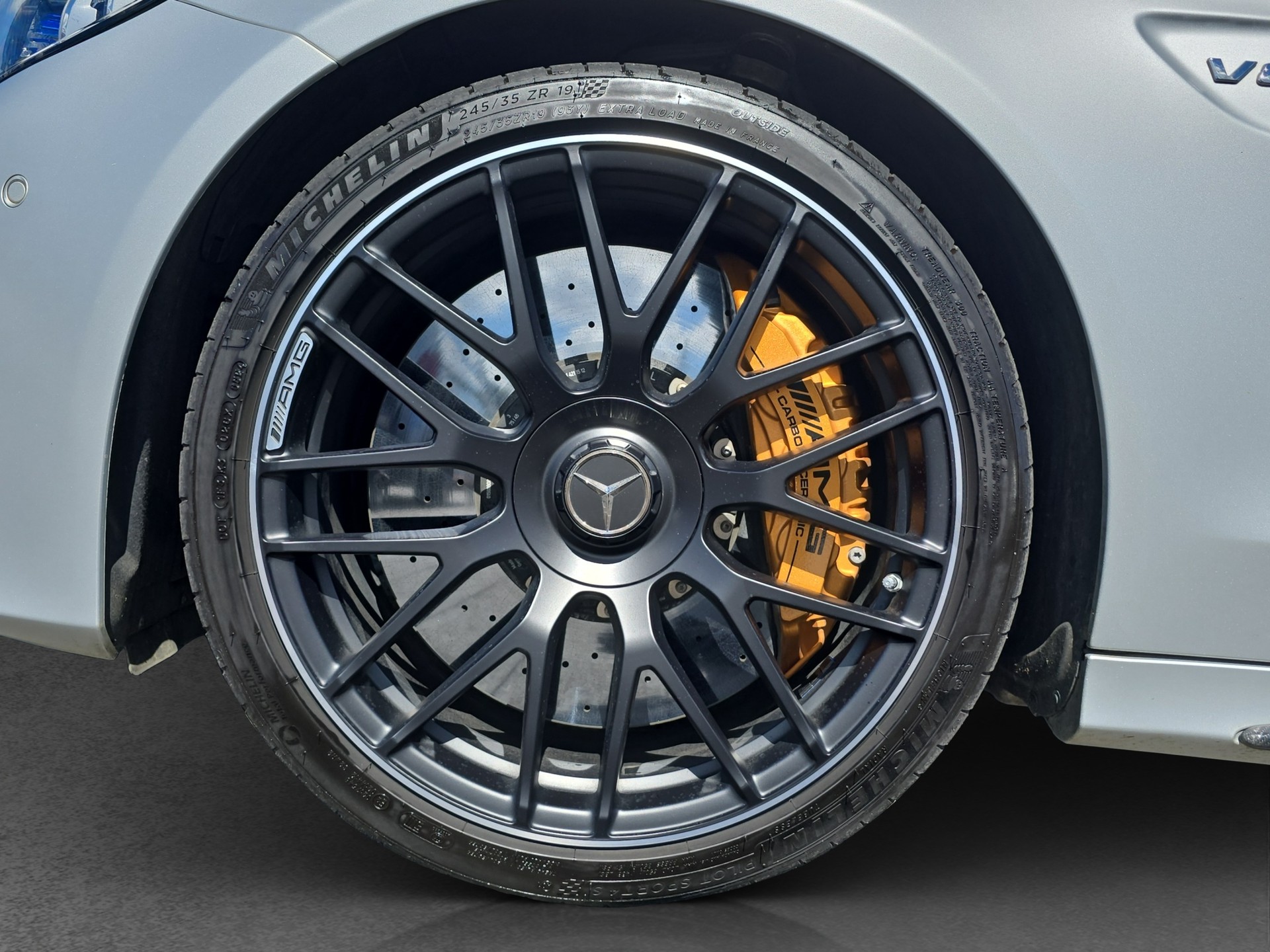 MERCEDES-BENZ C 63 S AMG-image-11