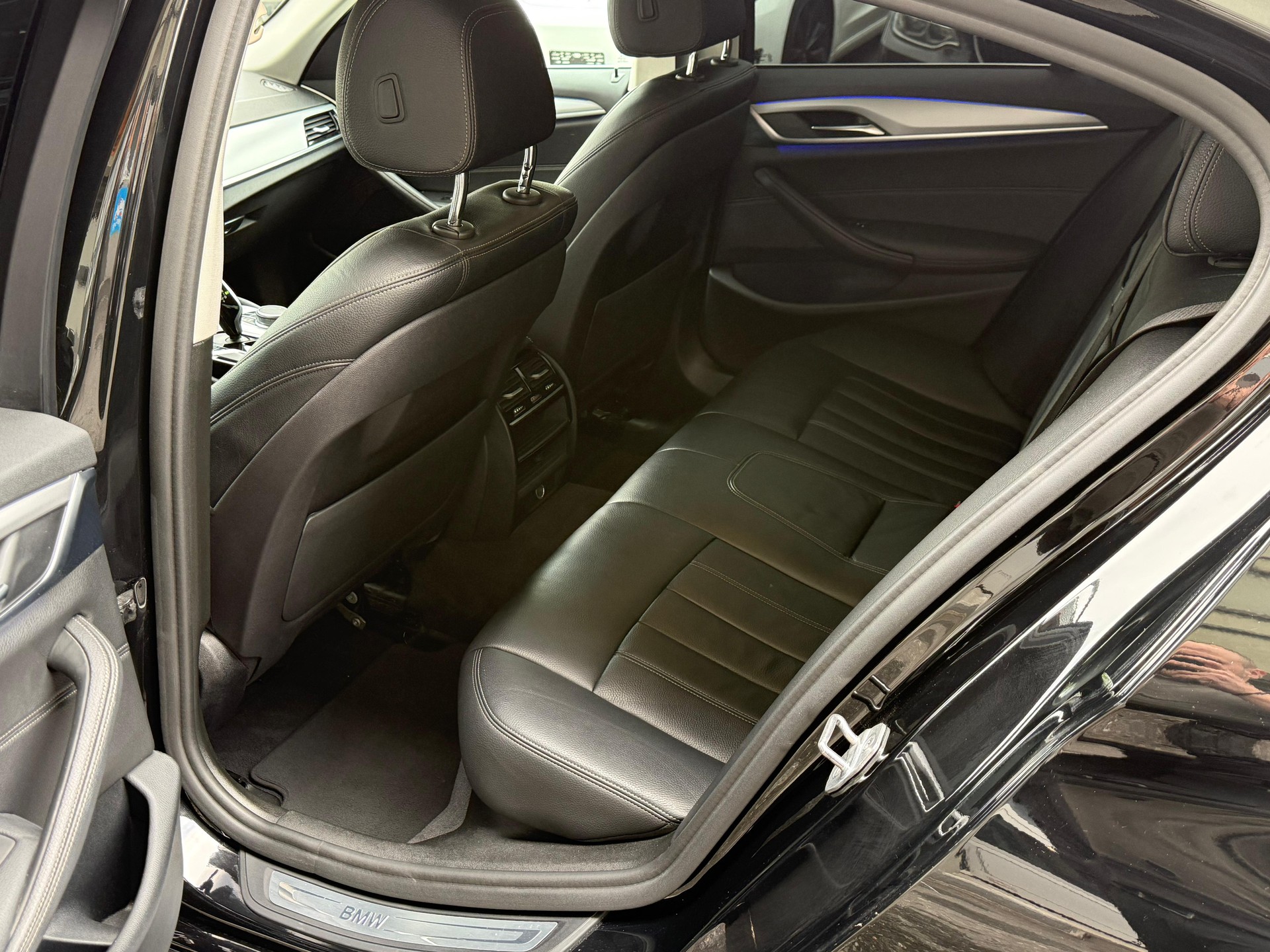 BMW 520-image-7