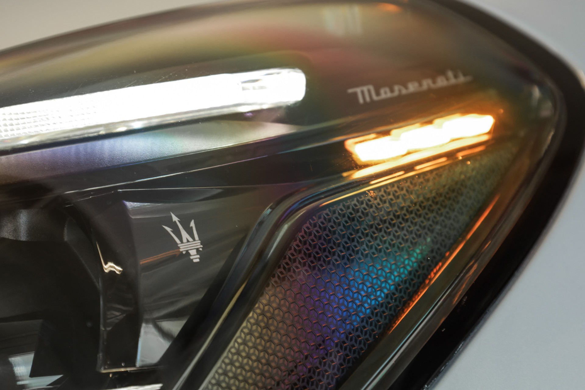 MASERATI Grecale 2.0 MHEV Modena Hybrid Automatica-image-26