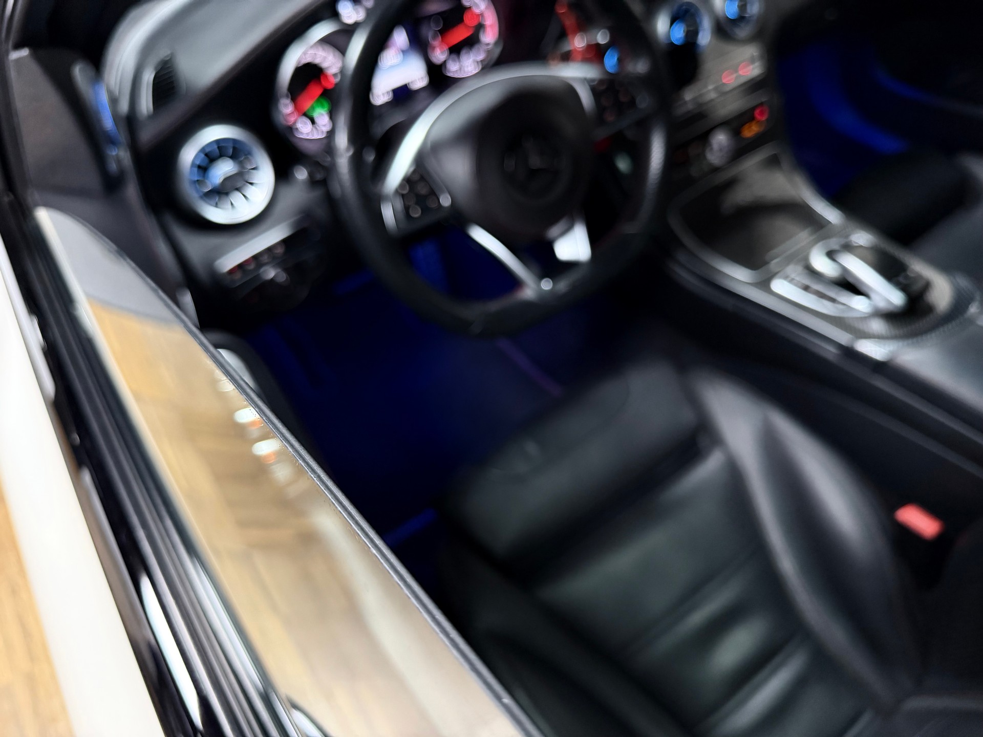 MERCEDES-BENZ C 450 AMG 4Matic 7G-Tronic-C43 AMG Optik-image-12