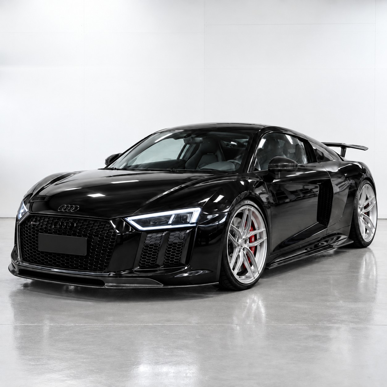 AUDI 5.2 FSI V10 plus | Vorsteiner Carbon-image-0