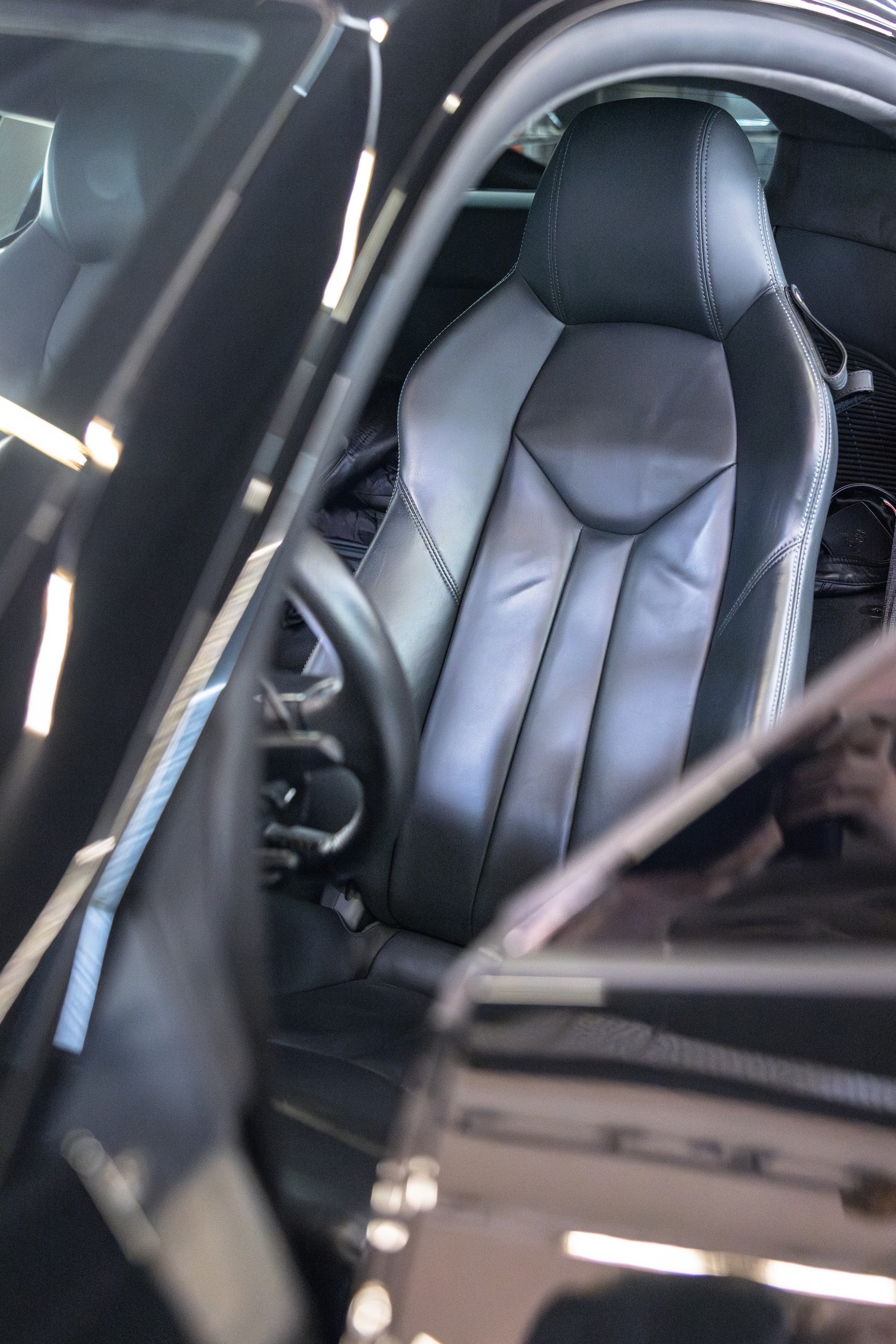 AUDI 5.2 FSI V10 plus quattro S-Tronic-image-7
