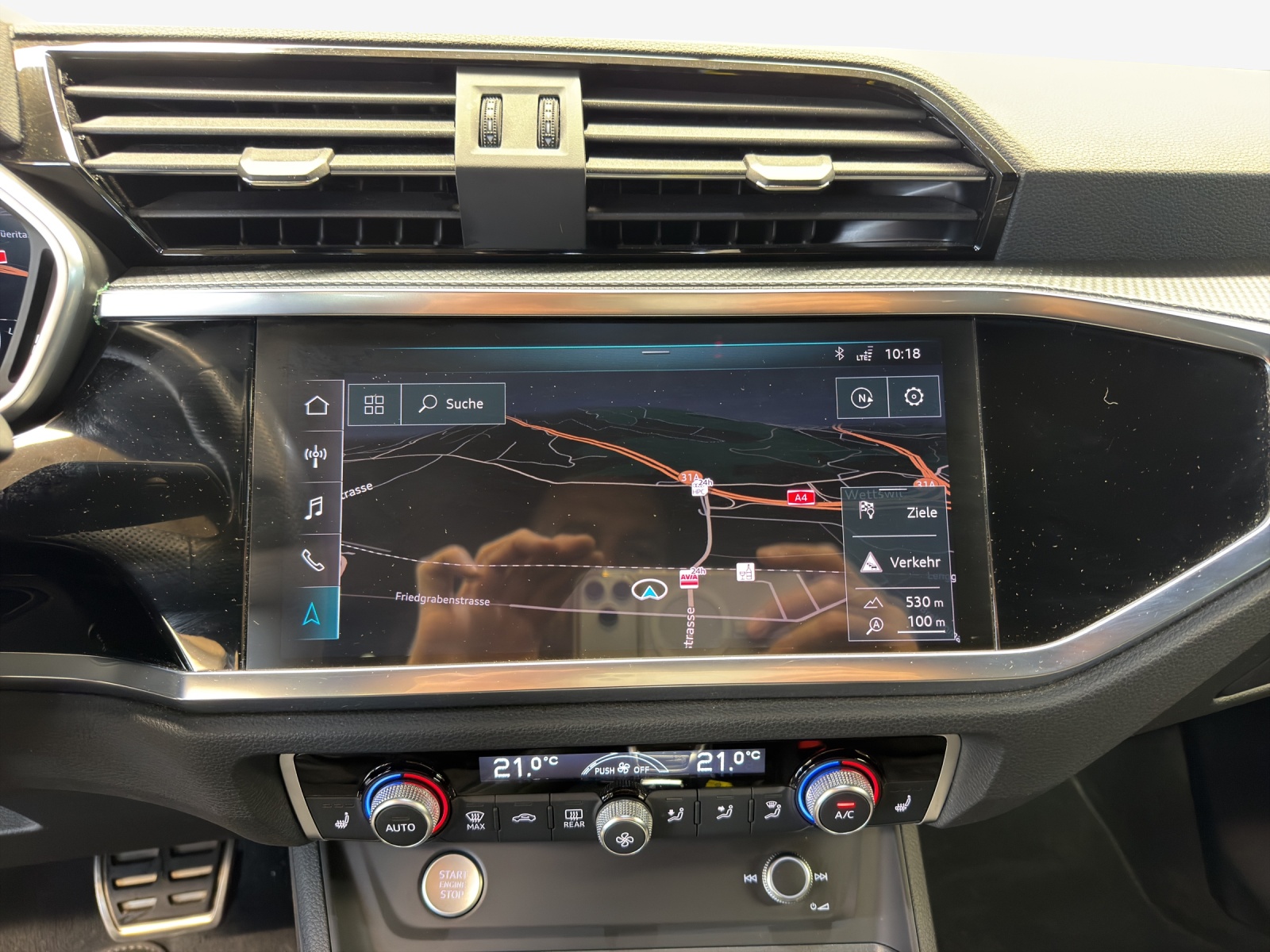 AUDI Q3 45 TFSI S line quattro S-tronic-image-10