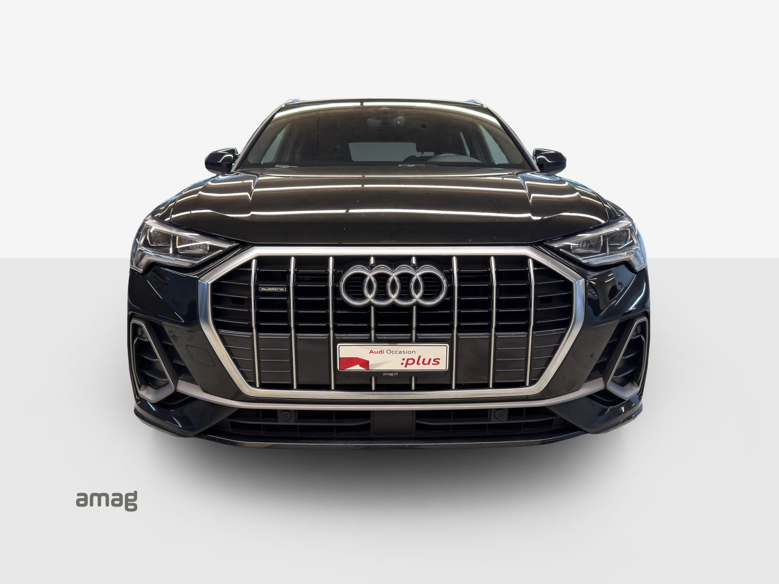 AUDI Q3 45 TFSI S line quattro S-tronic-image-6