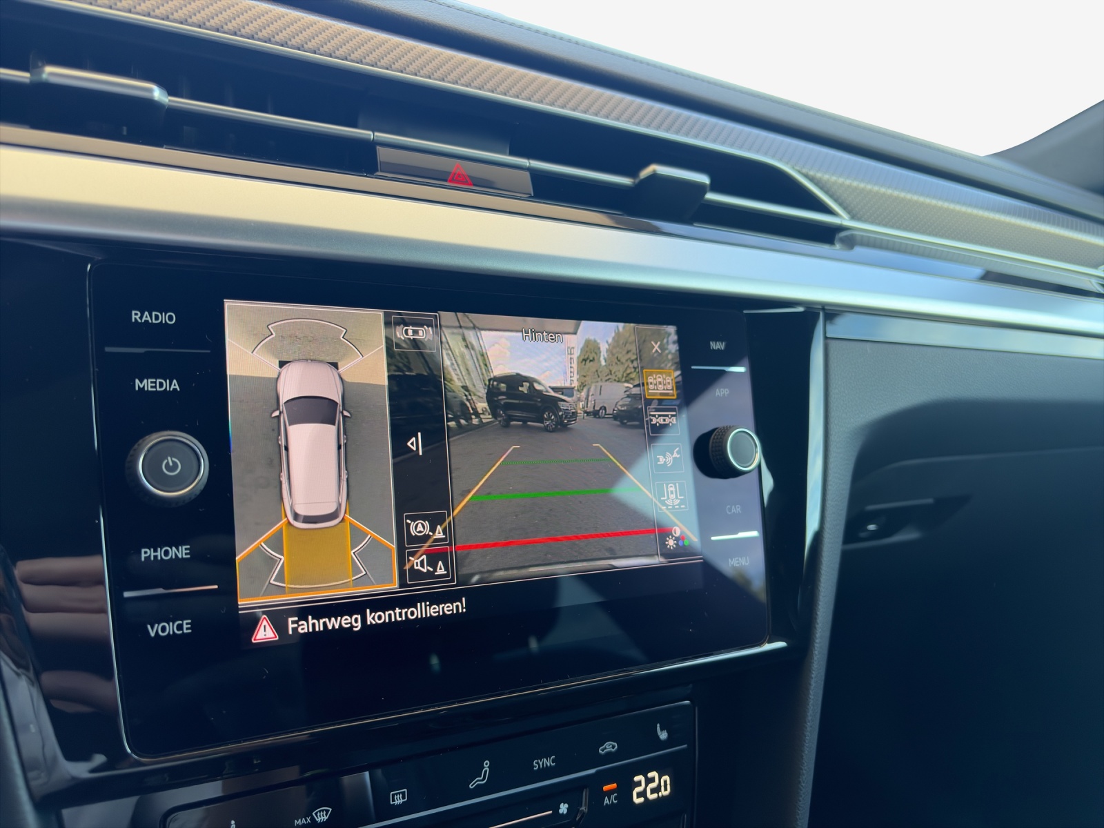 VW Arteon SB 2.0 TSI R 4Motion DSG-image-15