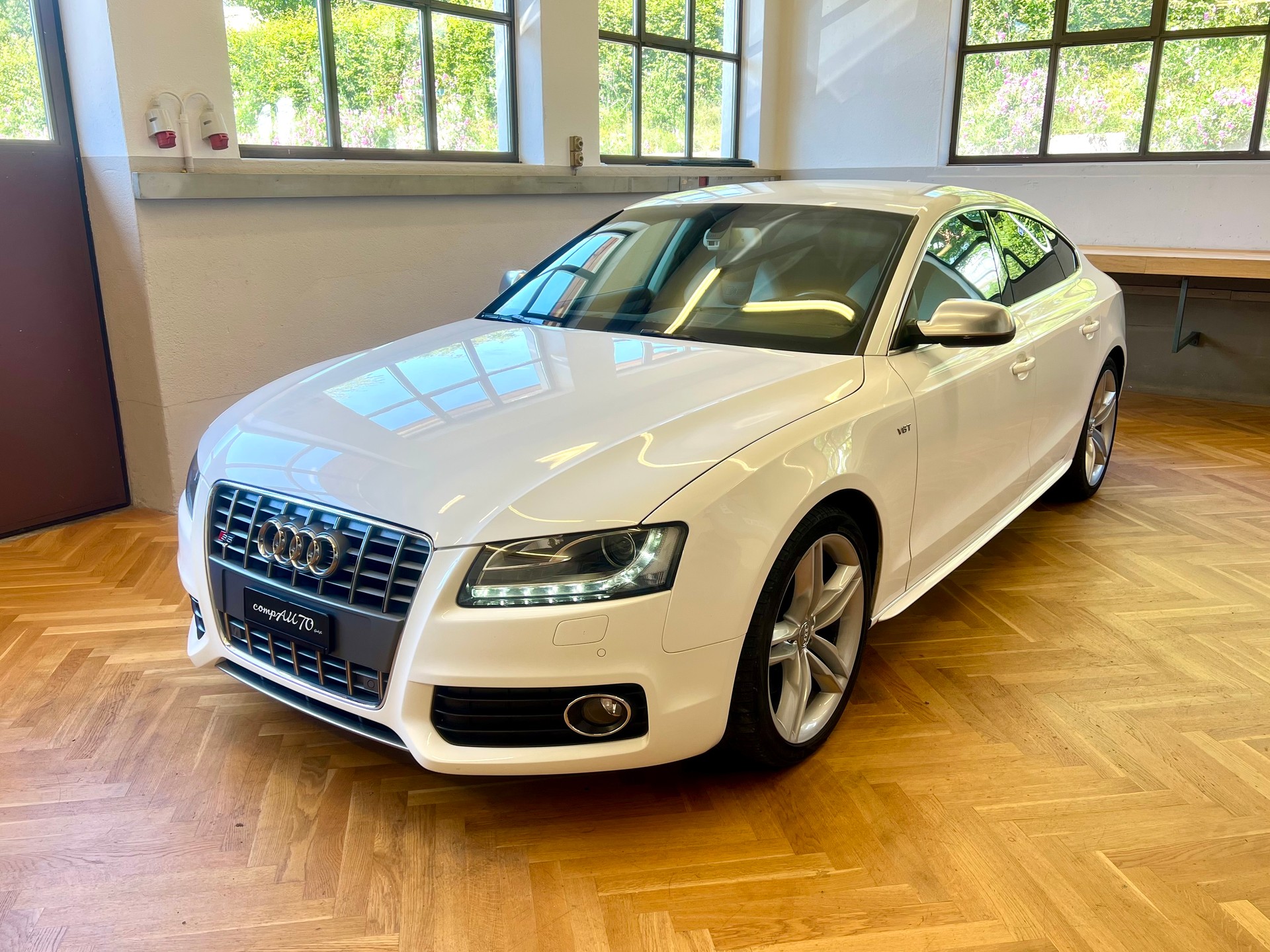 AUDI S5 Sportback 3.0 TFSI quattro S-tronic-image-1