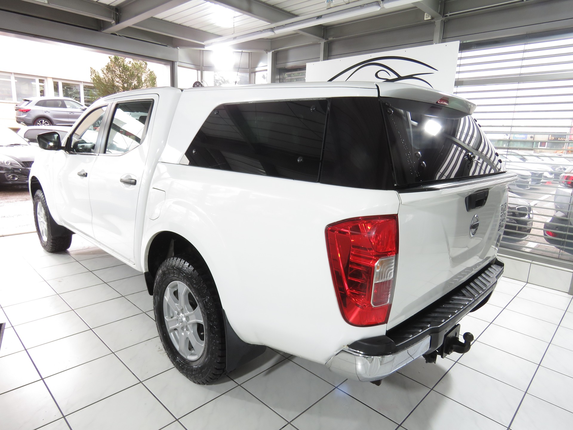 NISSAN Navara Double Cab Acenta 2.3 dCi 4WD (AHK 3.5 t, NL 850 kg)-image-3