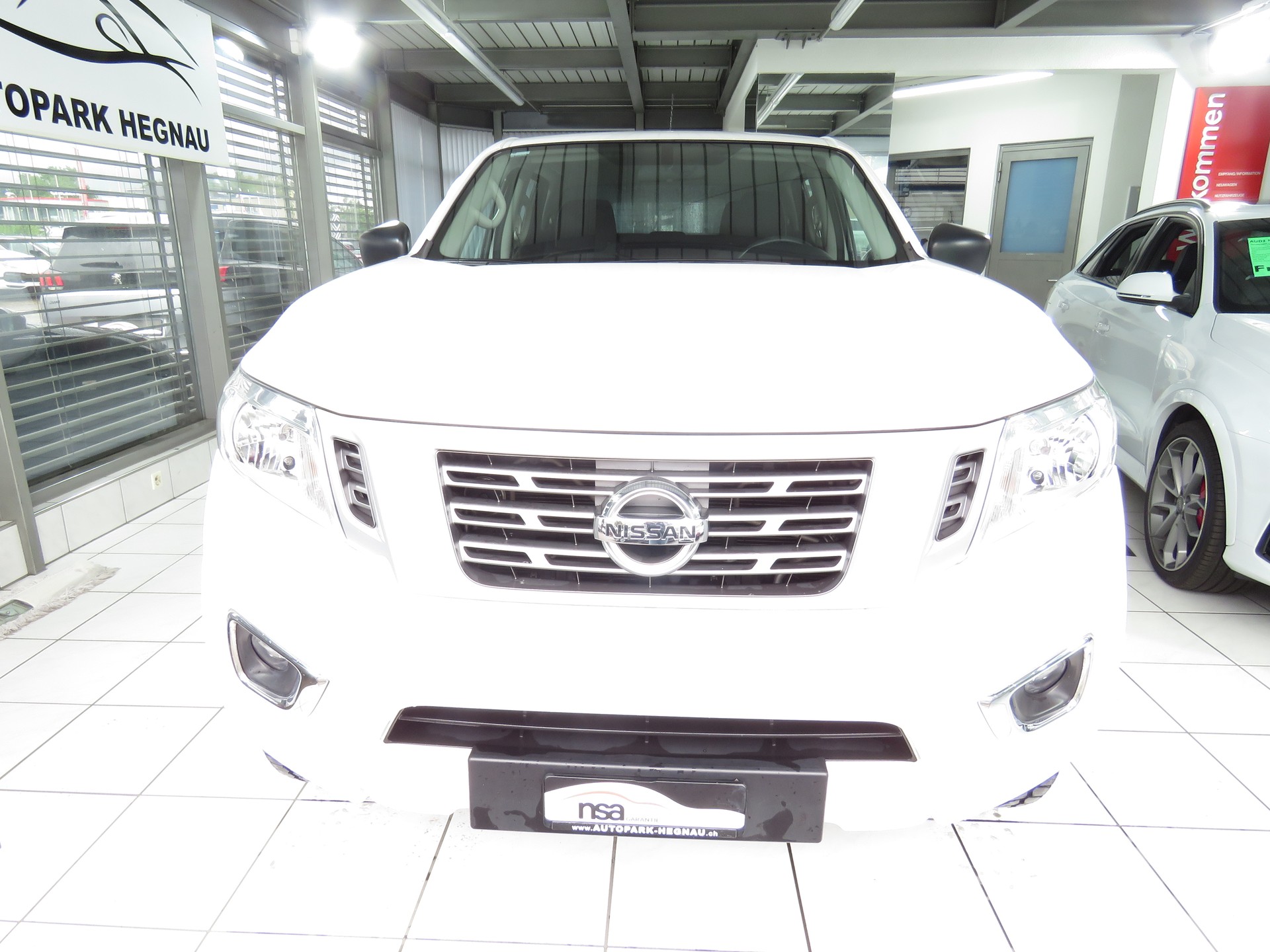 NISSAN Navara Double Cab Acenta 2.3 dCi 4WD (AHK 3.5 t, NL 850 kg)-image-1