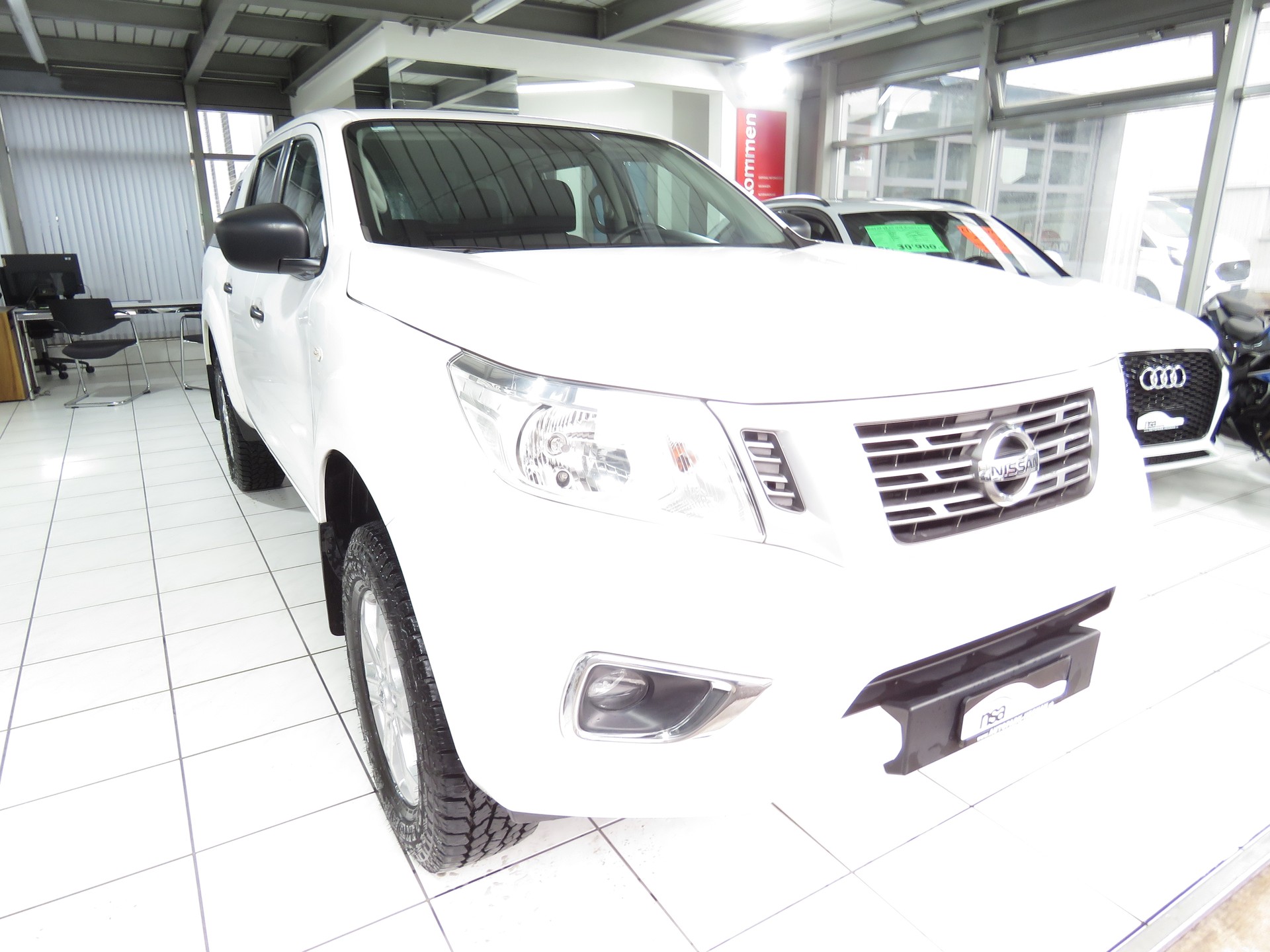 NISSAN Navara Double Cab Acenta 2.3 dCi 4WD (AHK 3.5 t, NL 850 kg)-image-2