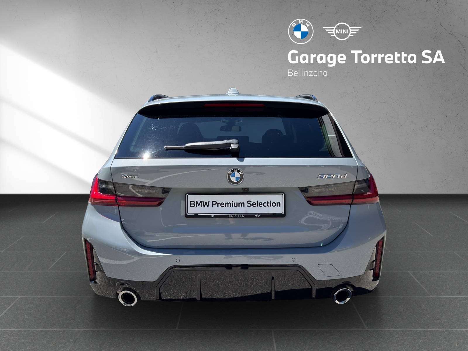 BMW 320d xDrive 48V Touring Steptronic M Sport-image-3
