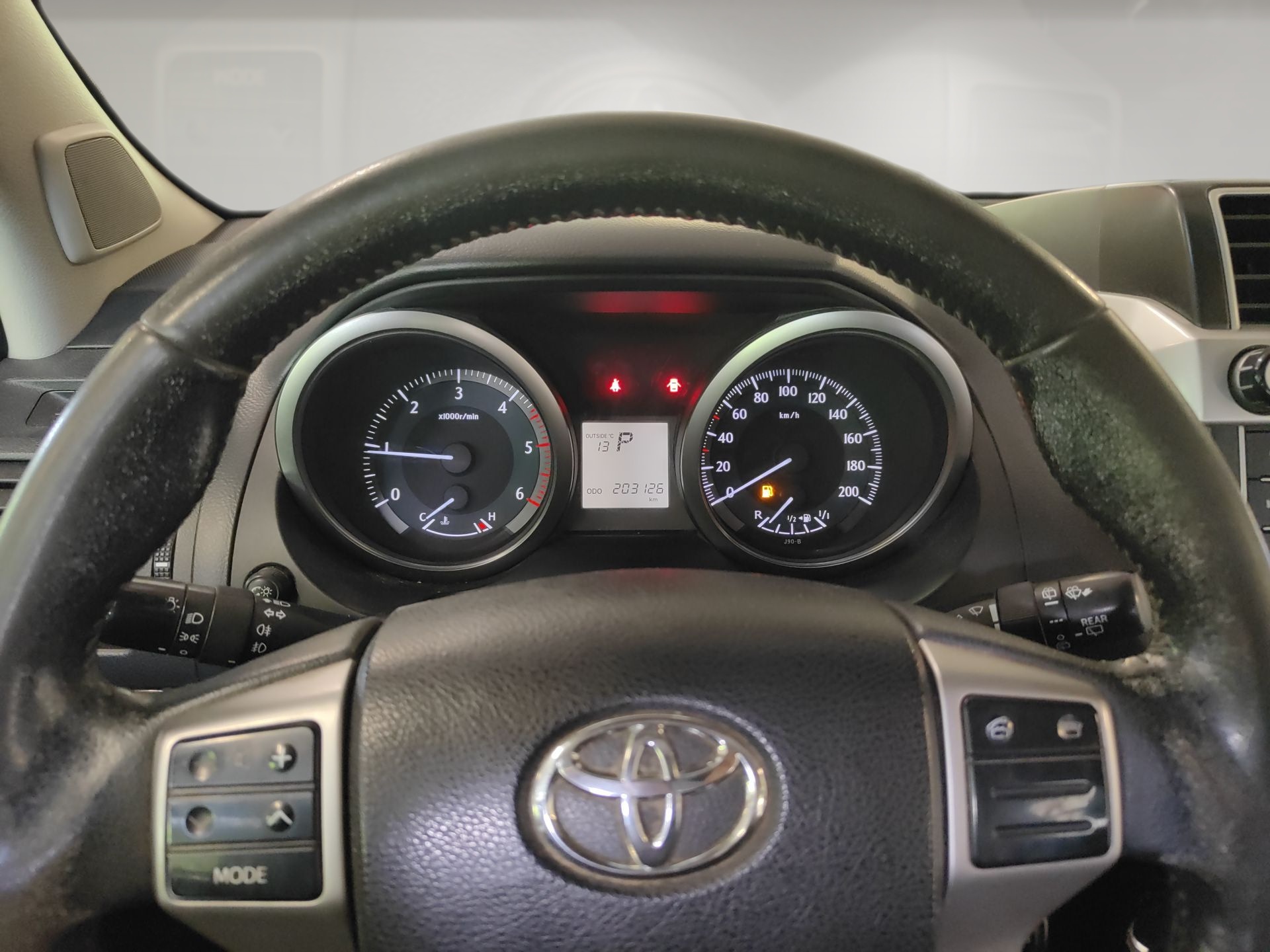 TOYOTA Land Cruiser 3.0 TD Terra Automatic-image-5