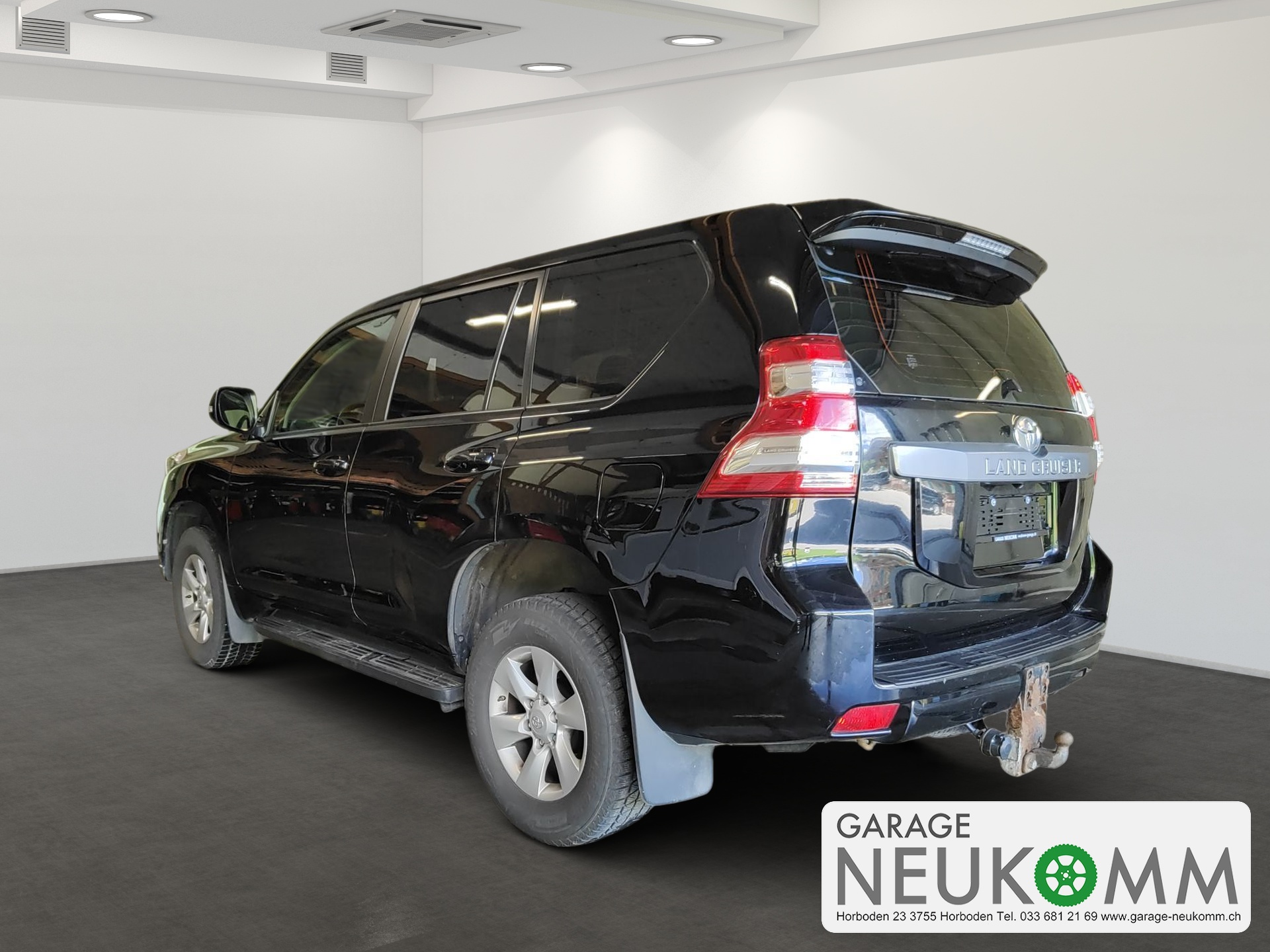 TOYOTA Land Cruiser 3.0 TD Terra Automatic-image-3