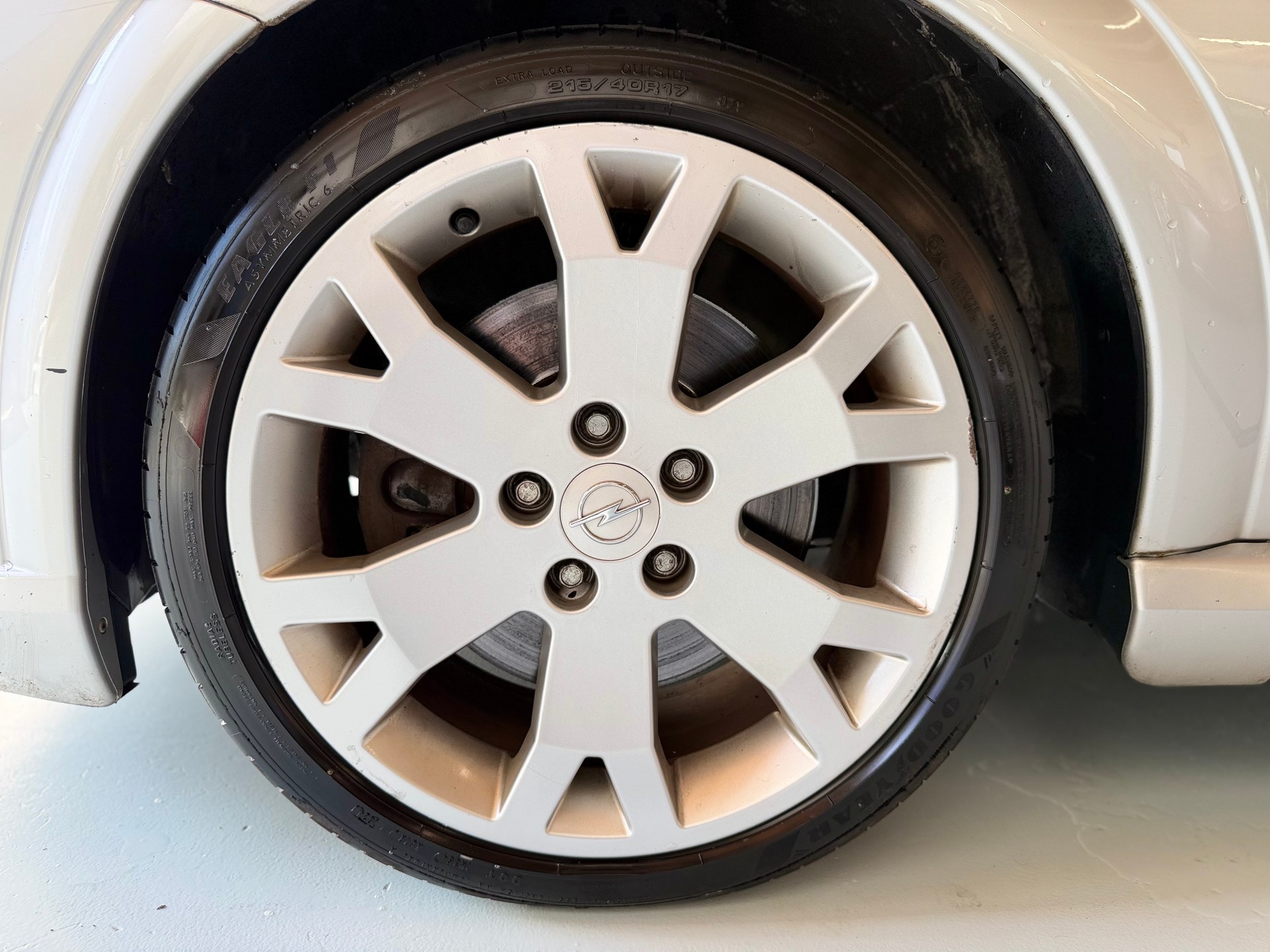 OPEL Astra 2.0i 16V Turbo OPC-image-9