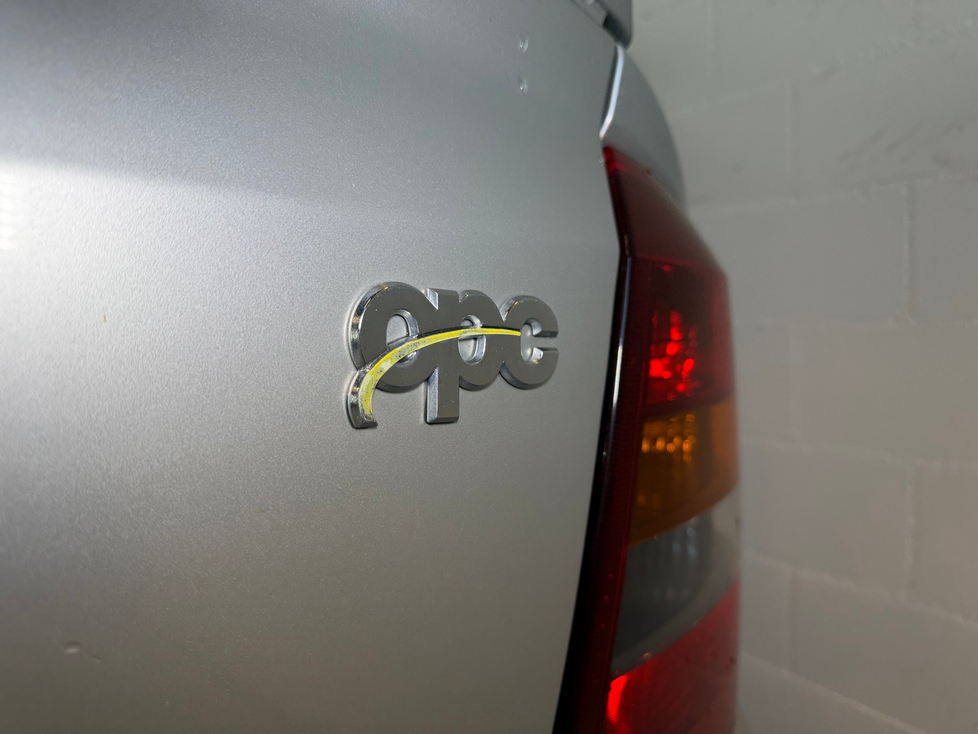 OPEL Astra 2.0i 16V Turbo OPC-image-7