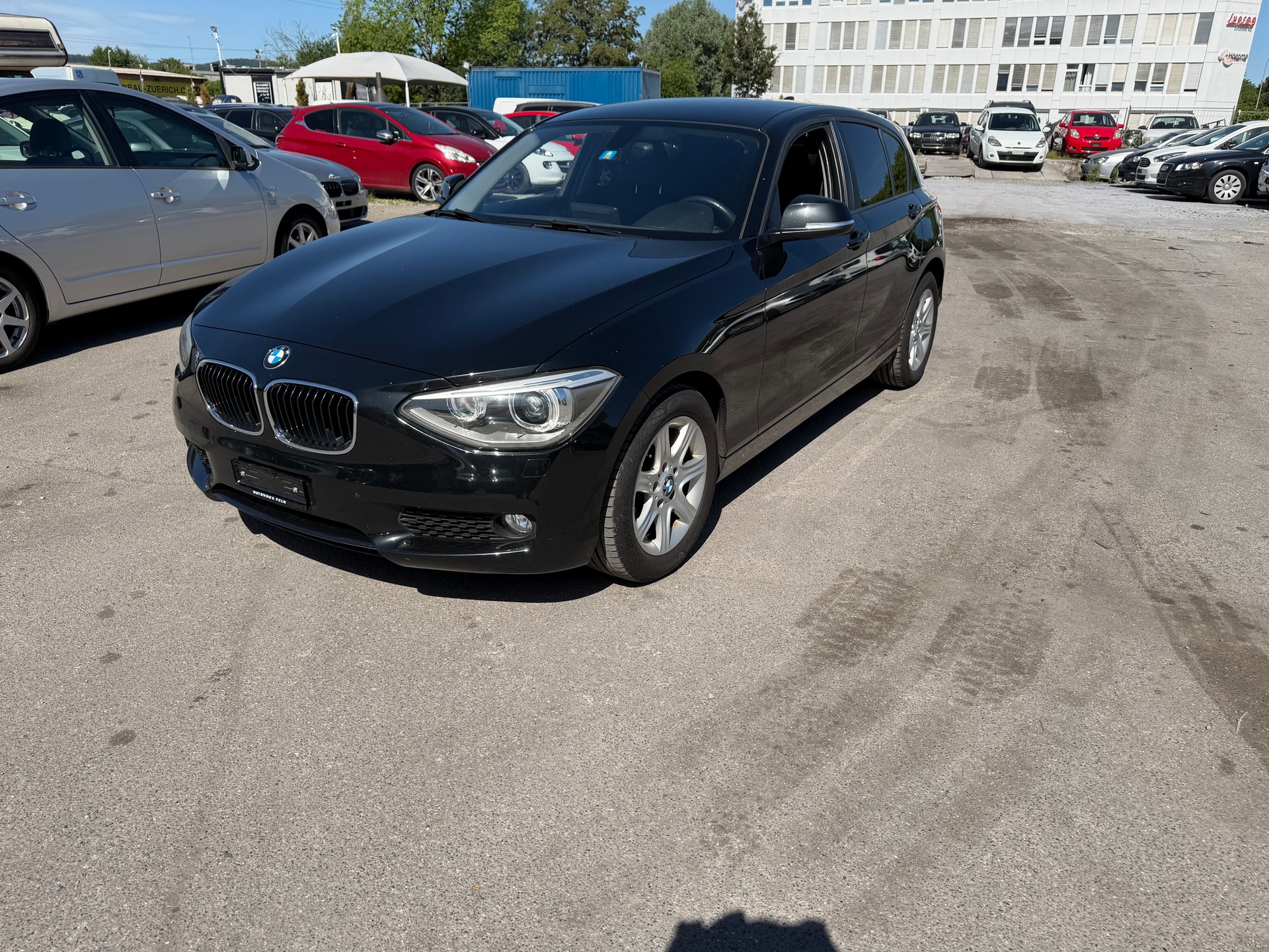 BMW 118d-image-3