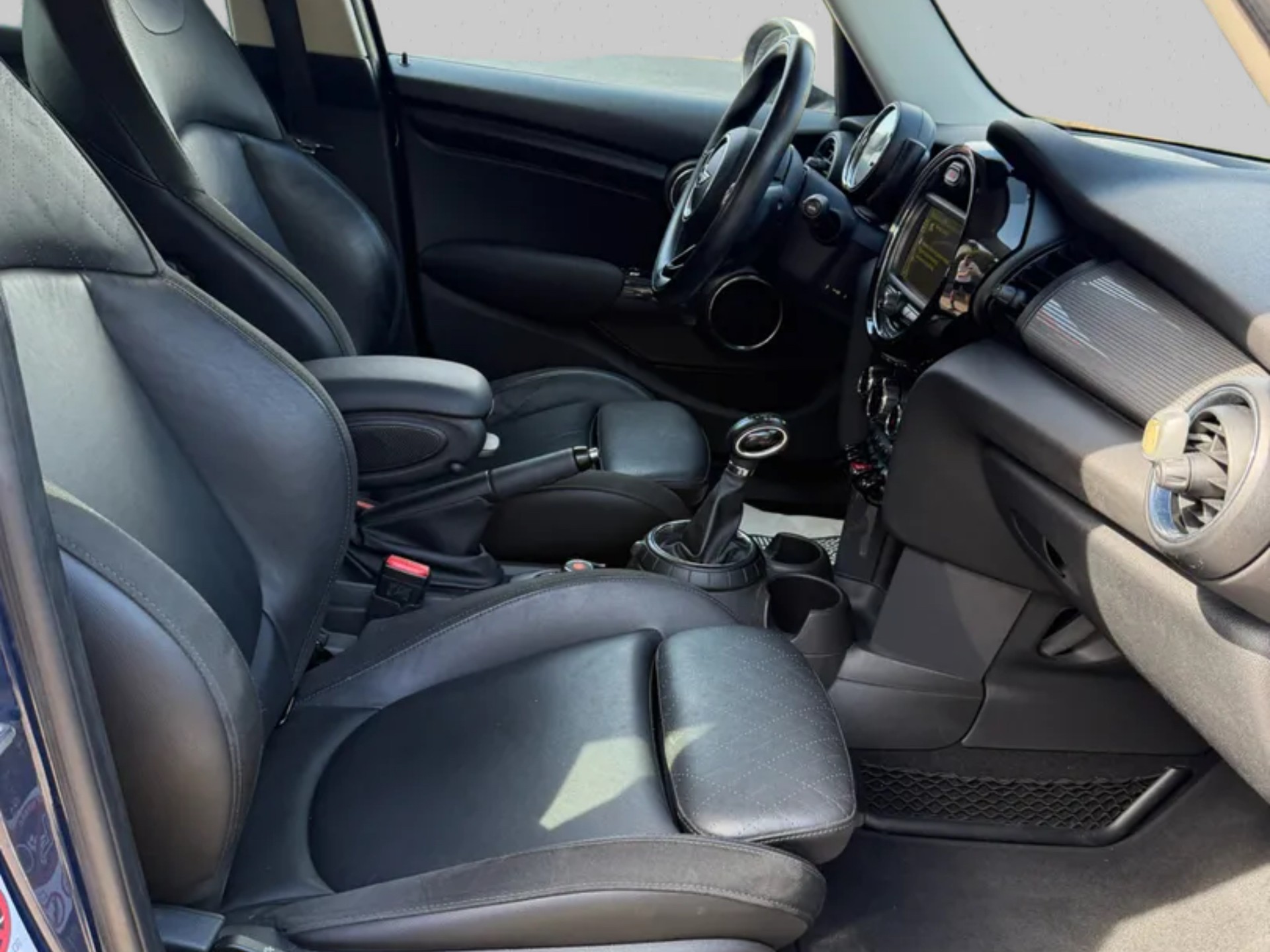 MINI Cooper Steptronic-image-9