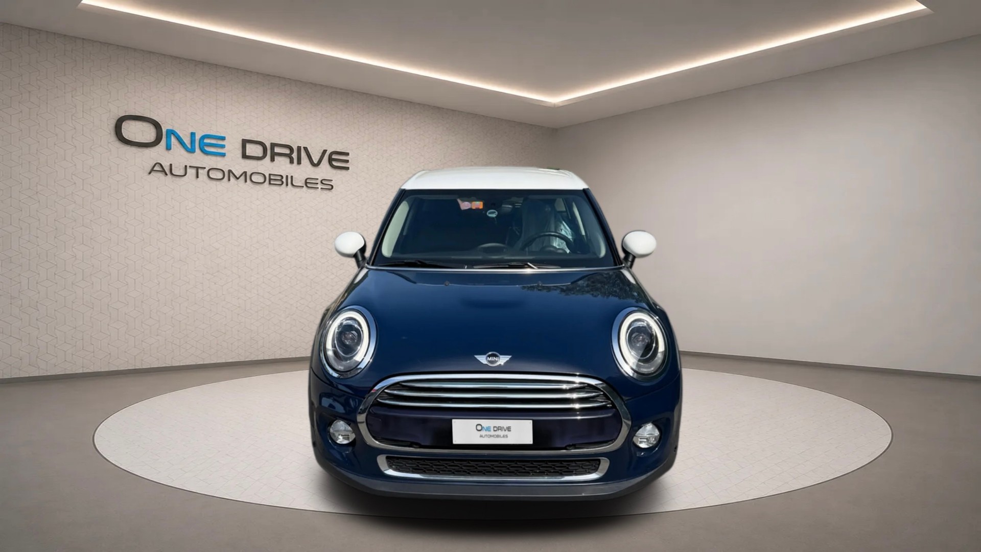 MINI Cooper Steptronic-image-2