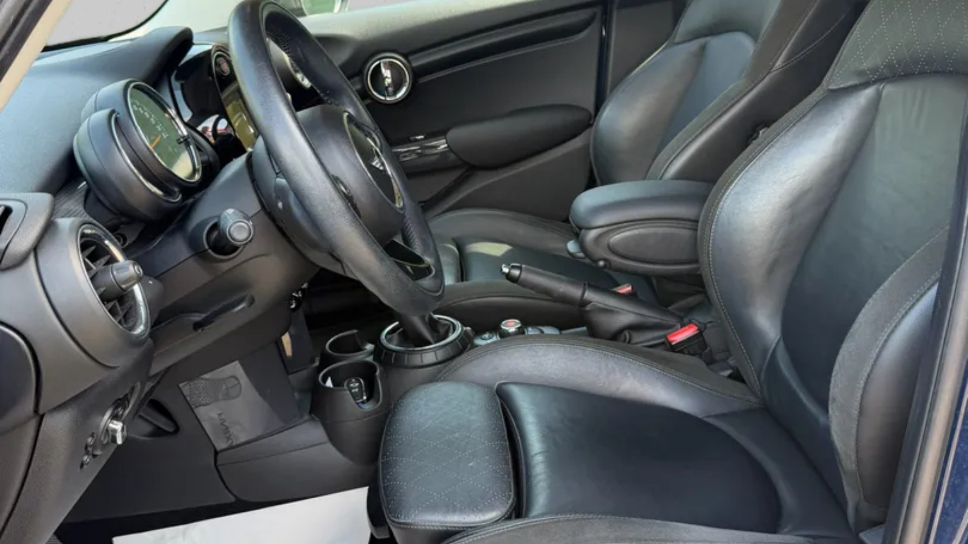 MINI Cooper Steptronic-image-12