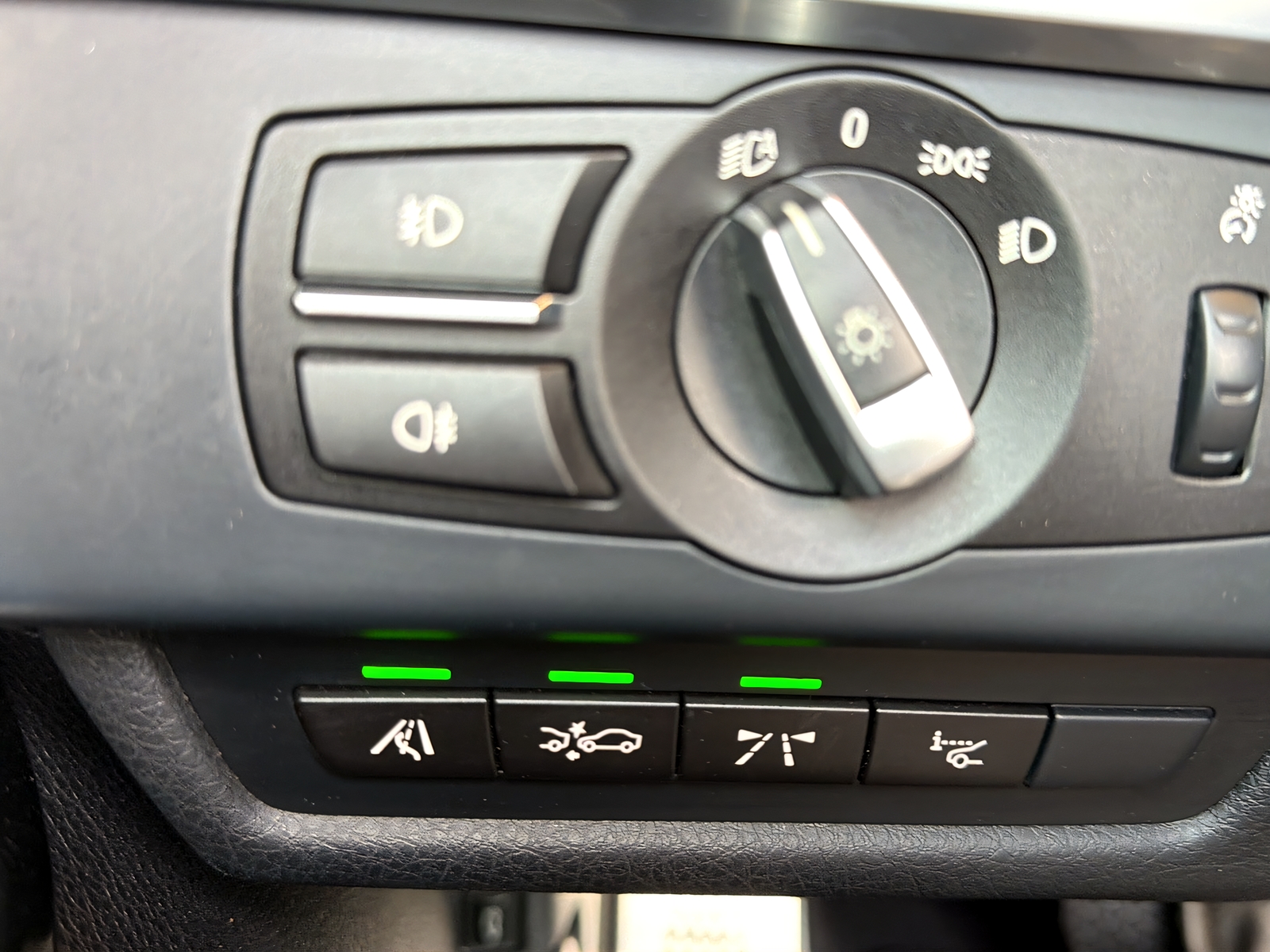 BMW 650i Cabrio xDrive-image-14