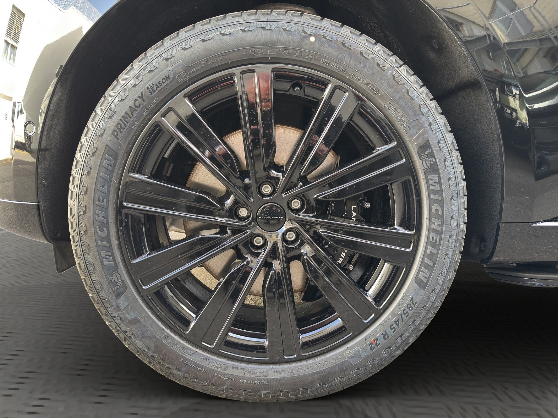 LAND ROVER Range Rover 3.0 D I6 350 HSE-image-9